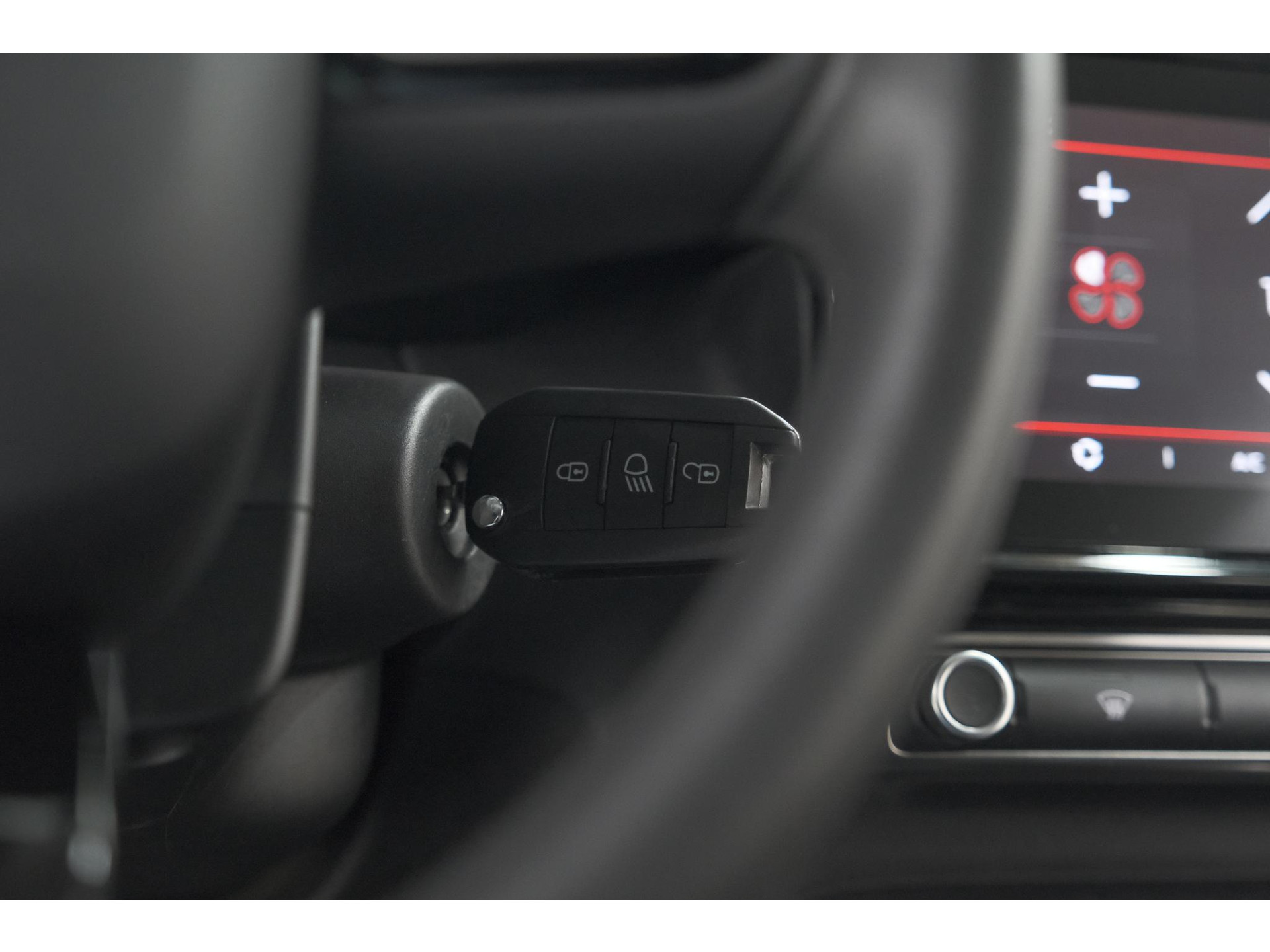 Citroen C3 Aircross PureTech 130 EAT6 Plus | Stoelverwarming | Apple Carplay | Parkeersensoren