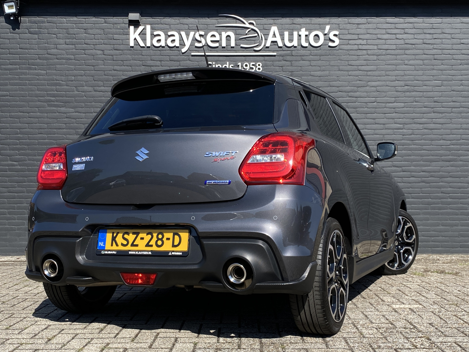 Suzuki Swift 1.4 Sport Smart Hybrid | 1e eigenaar | dealer onderhouden | navigatie | sportstoelen | camera | carplay