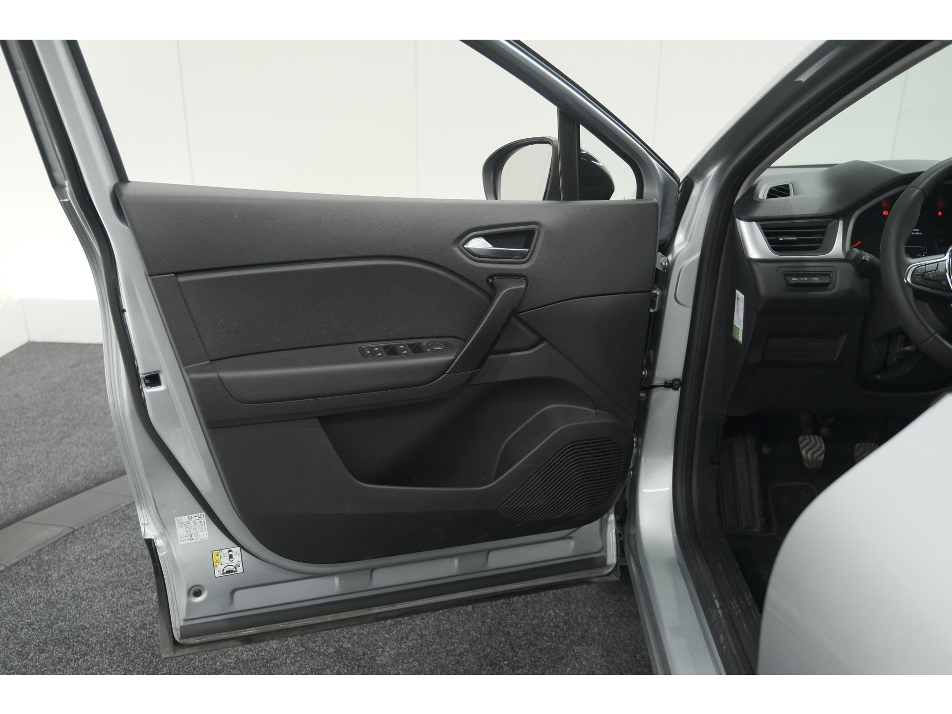 Renault Captur TCe 90 Evolution | Parkeersensoren | Navigatie | Allseason Banden | Apple Carplay