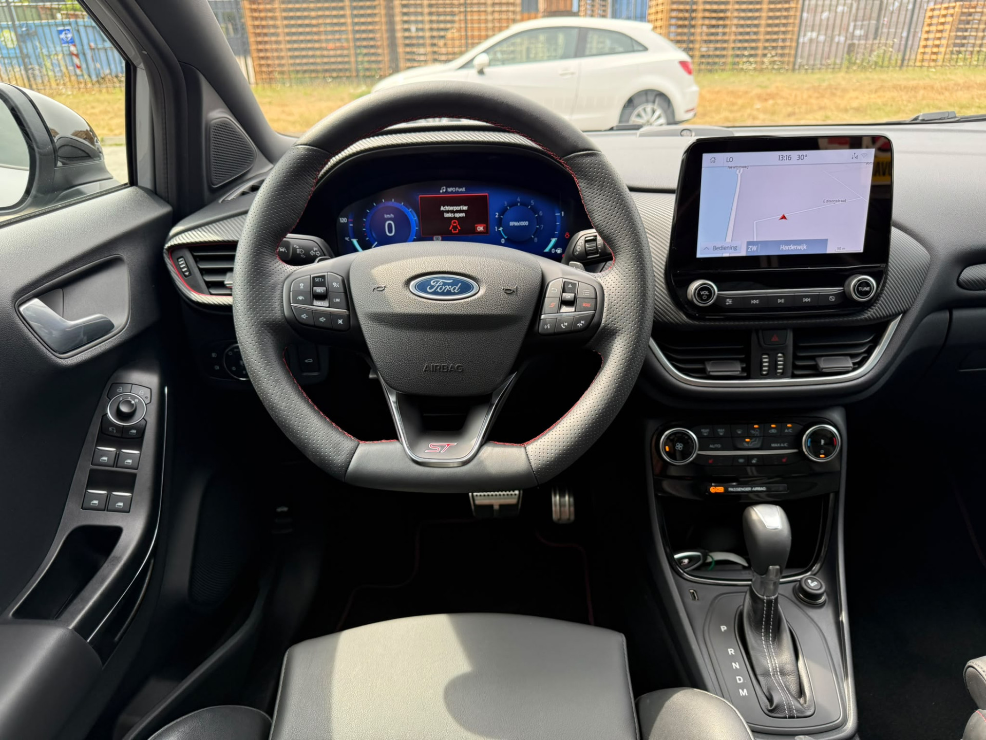 Ford Puma 1.0 EcoBoost Hybrid ST-X | AUTOMAAT | PANO DAK | 3/6/12 MND GARANTIE | NAVI | ACC | PDC | LANE ASSIST |