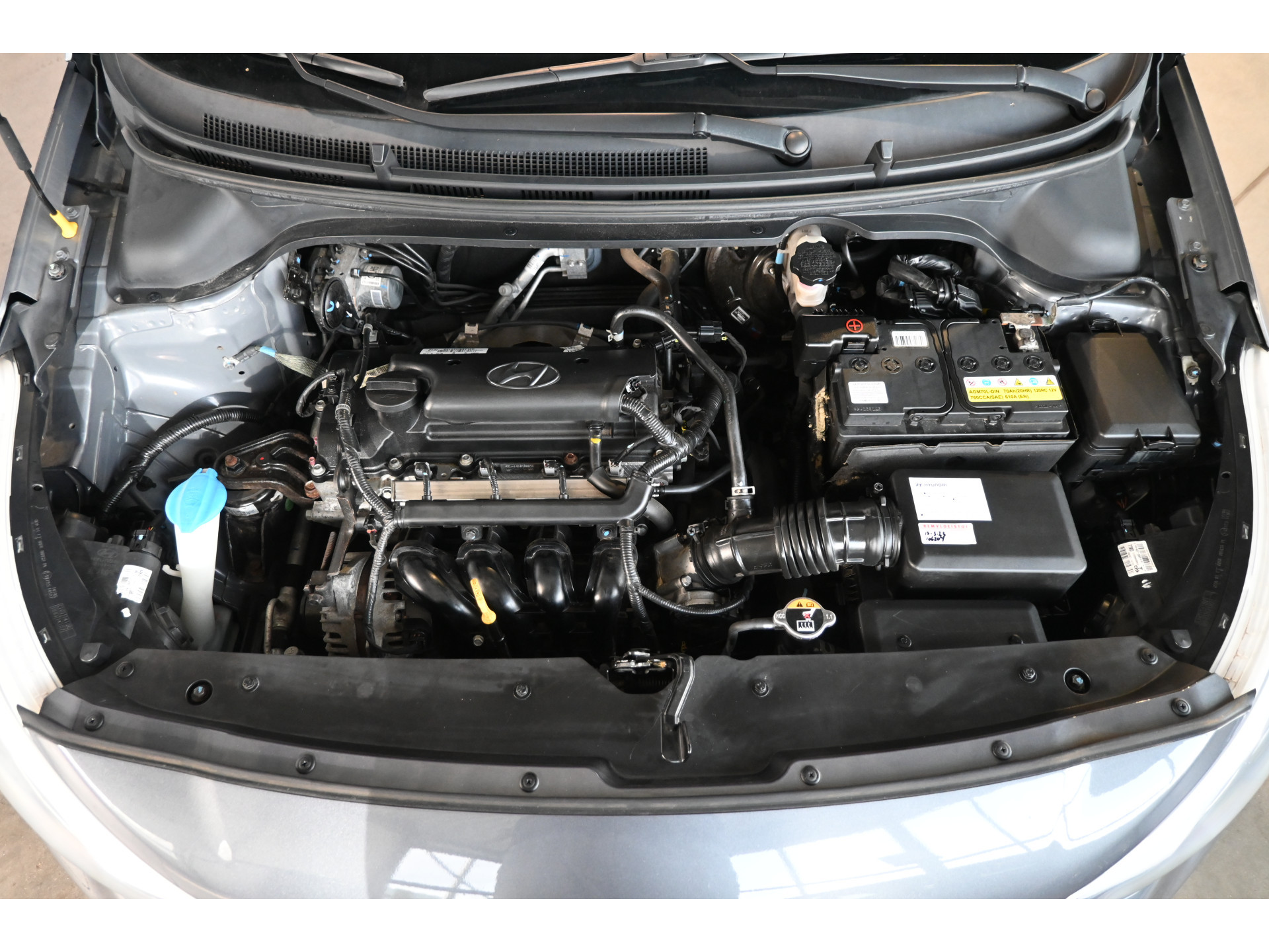 Hyundai i20 1.2 HP i-Motion Nap! Airco Cruise control Trekhaak Rijklaarprijs Inruil Mogelijk!