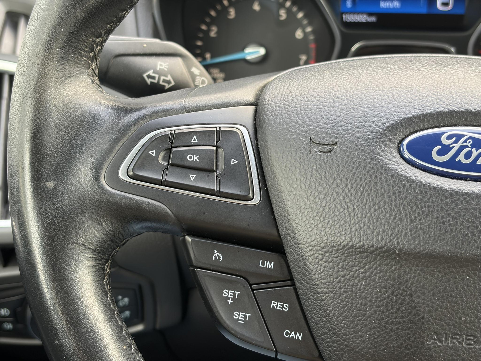Ford Focus 1.0 Titanium Edition ✓1e Eigenaar✓125pk✓Recent Beurt gehad✓Dealer Onderhouden✓Navi✓6 Bak✓Pdc V+A✓Clima✓Cruise✓Lm velgen✓4 Elekt Ramen✓N.A.P✓Apk tot 03-2027