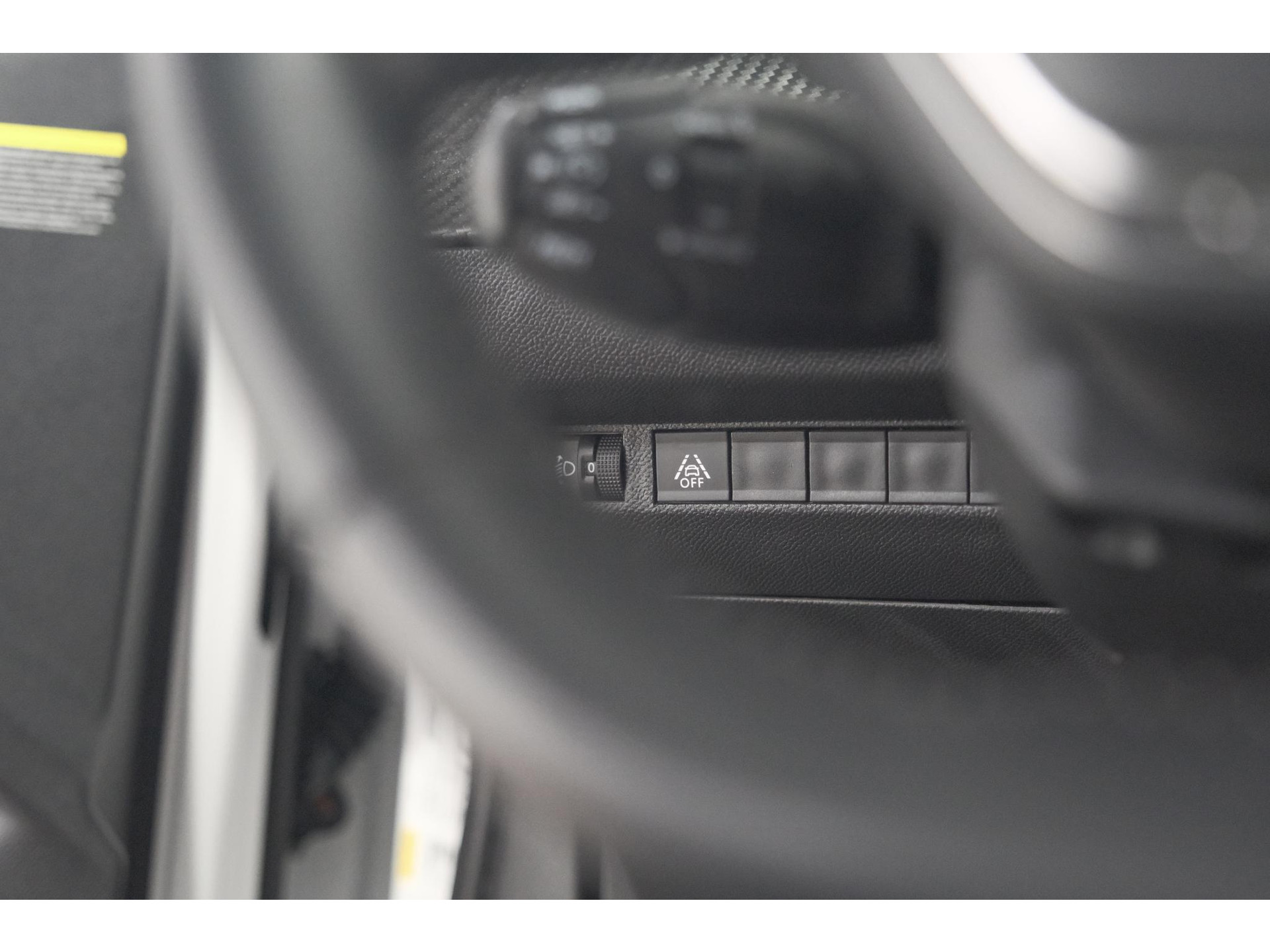 Peugeot 2008 PureTech 130 Allure | Trekhaak | Camera | Navigatie | Parkeersensoren