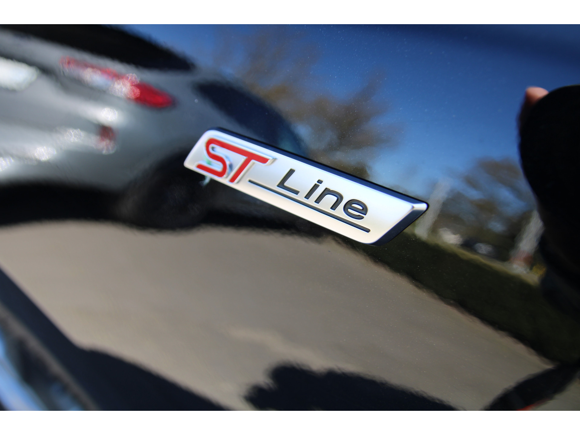 Ford Focus Wagon 1.0 EcoBoost 155 PK AUT. Hybrid ST Line X TREKHAAK AFNEEMBAAR | WINTER-PACK | HEAD-UP