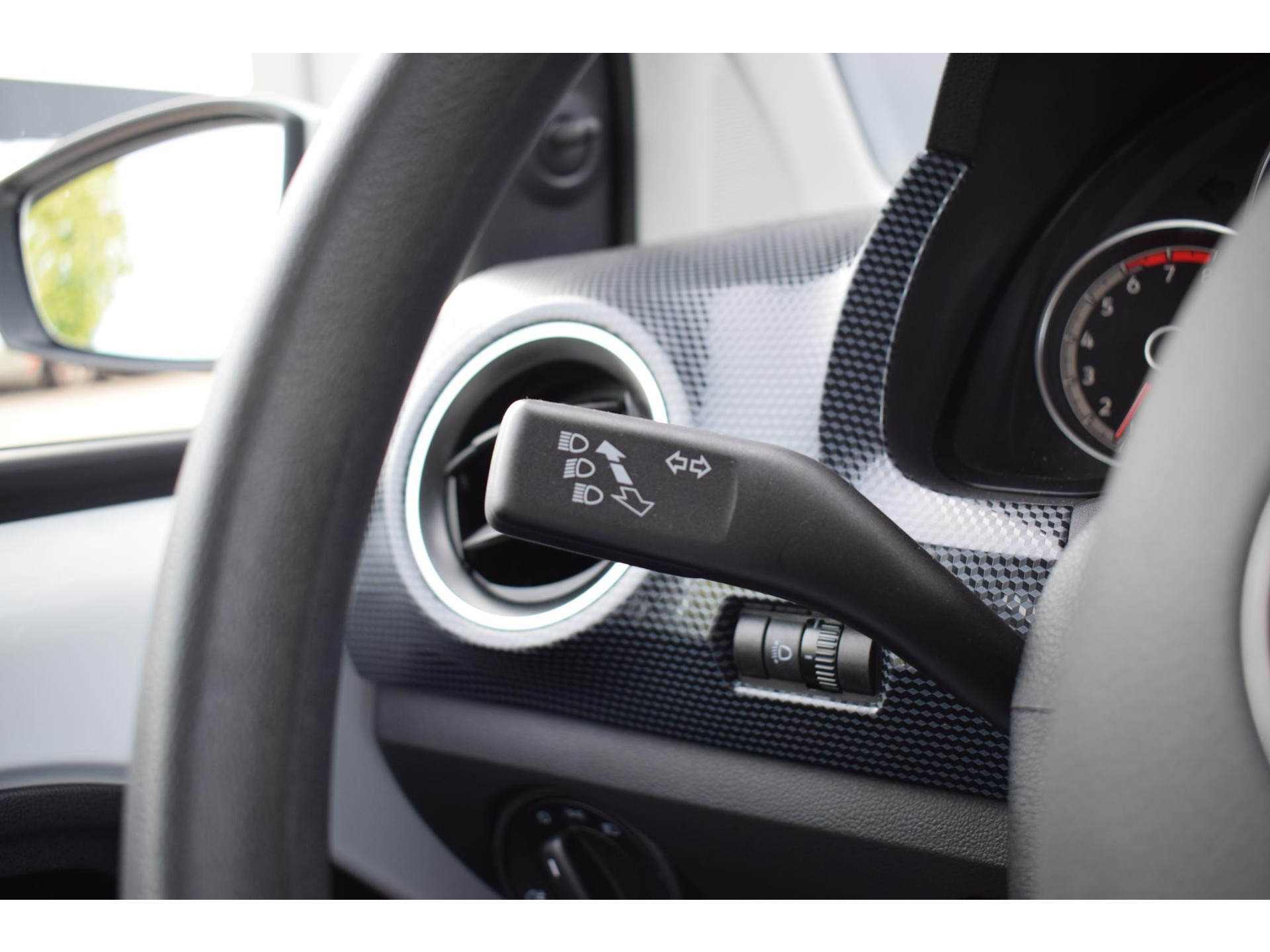 Volkswagen Up! 1.0 | Cruise | Airco | Bluetooth | NAP