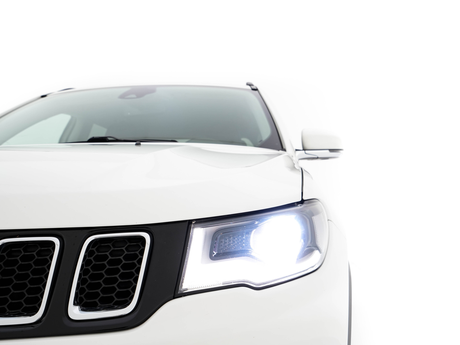 Jeep Compass 1.3T Limited (INCL-BTW) *LEATHER-MICROFIBRE | FULL-LED | NAVI-FULLMAP | KEYLESS | COMFORTSEATS | CAMERA | PRIVACYGLASS | DAB | ECC | PDC | CRUISE | TOWBAR | LANE-ASSIST | CAPRLAY | 18''ALU*