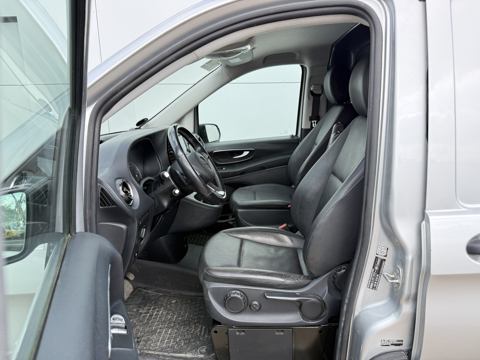 Mercedes-Benz Vito 119 1.9 CDI L2 190pk Automaat LE0 Dubbele Schuif Cruise Control Climate Control Trekhaak Carplay Camera Parkeersensoren v+a