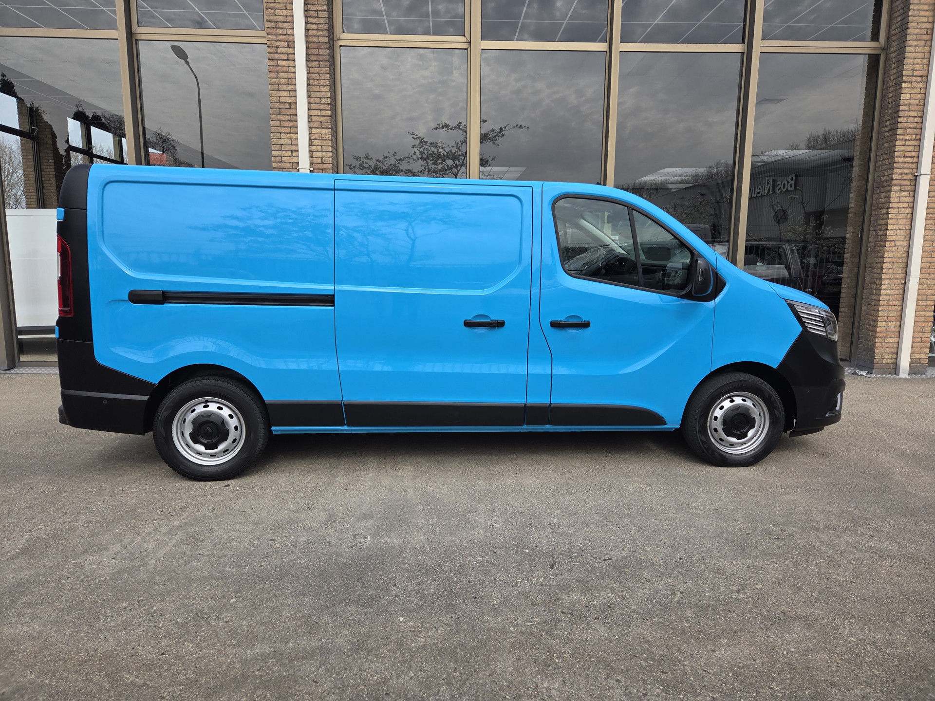 Renault Trafic 2.0 Blue dCi 150 Pk AUTOMAAT L2  Airco PDC Cruisecontrol Achteruitrijcamera Verwarmde stoel