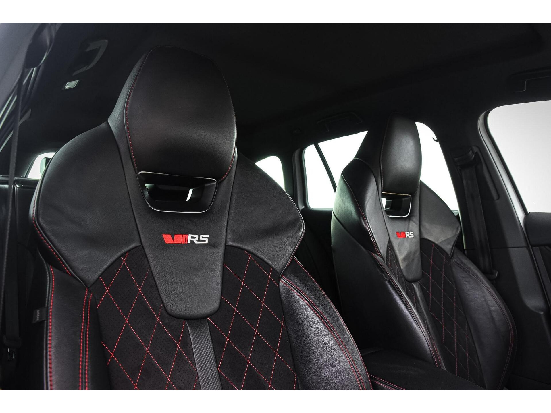 Skoda Octavia Combi RS iV 245PK Pano Matrix HUD