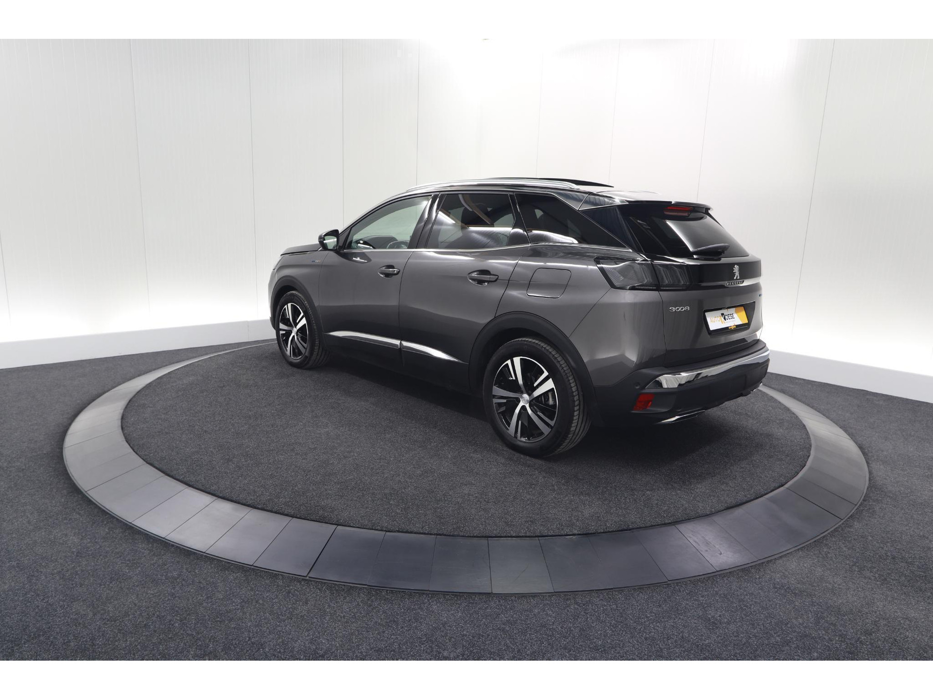 Peugeot 3008 HYbrid4 300 GT | Elektrisch Panoramadak | Dodehoekdetectie | Camera | Navigatie