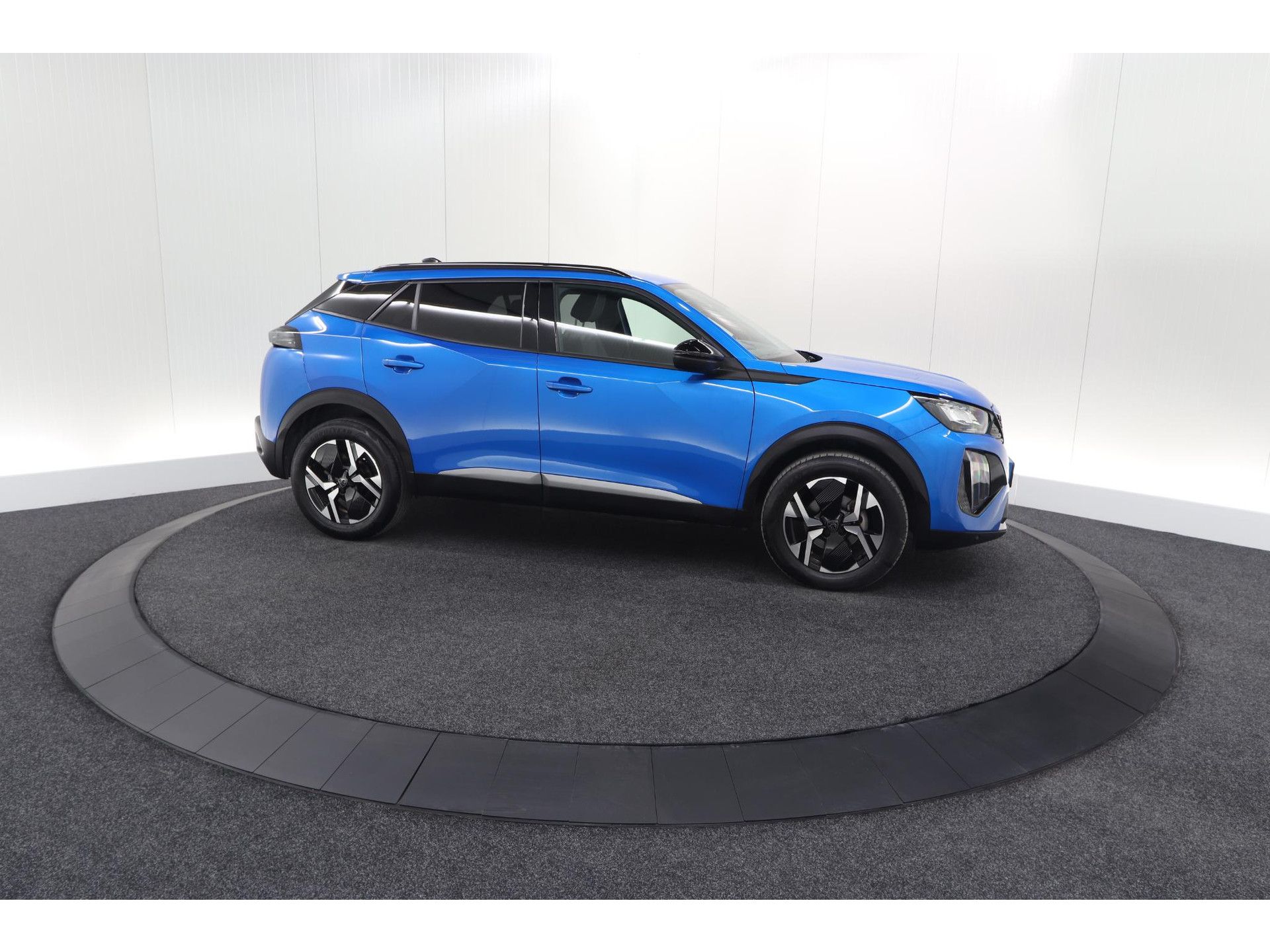 Peugeot 2008 PureTech 130 EAT8 Blue Lease Allure | Camera | Navigatie | Parkeersensoren | Apple Carplay