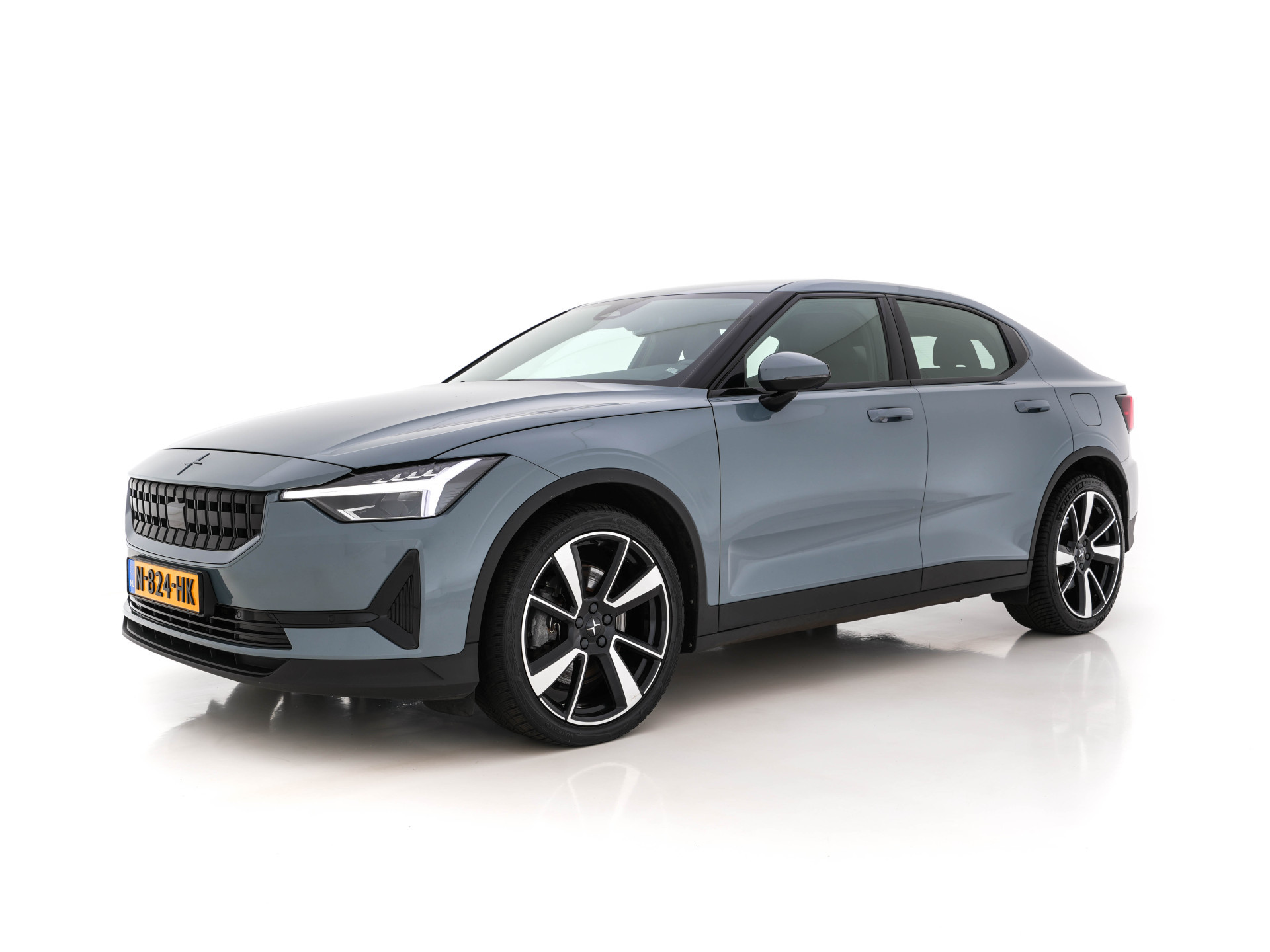 Polestar 2 Long Range Single Motor 78 kWh [ 3-Fase-11kW ] {SOH-95%} (INCL-BTW) *NAVI-FULLMAP | FULL-LED | KEYLESS | CAMERA | LANE-ASSIST | DIGI-COCKPIT | DAB+ | COMFORT-SEATS | ECC | PDC | 20''ALU*