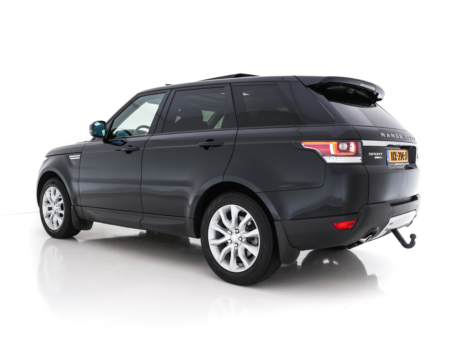 Land Rover Range Rover Sport 3.0 TDV6 HSE Dynamic [ 7-Pers ] Aut. *PANO | LEATHER | BI-XENON | NAVI-FULLMAP | CAMERA | CRUISE | HEAD-UP | MEMORY-PACK | HEATED-COMFORTSEATS | PRIVACY-GLASS | SHIFT-PADDLES | TOWBAR | 20"ALU*