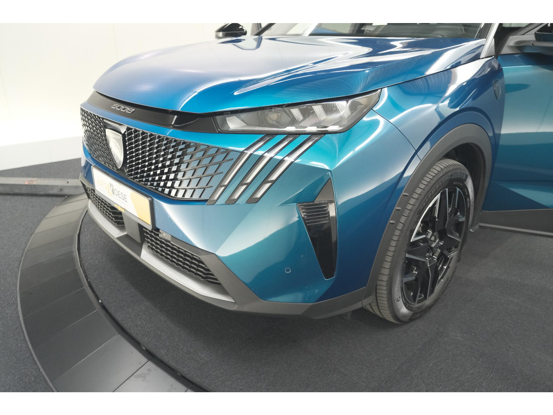 Peugeot 5008 1.2 Hybrid 136 GT | Adaptieve Cruise Control | Camera | Elektrische Kofferklep | Stoelverwarming