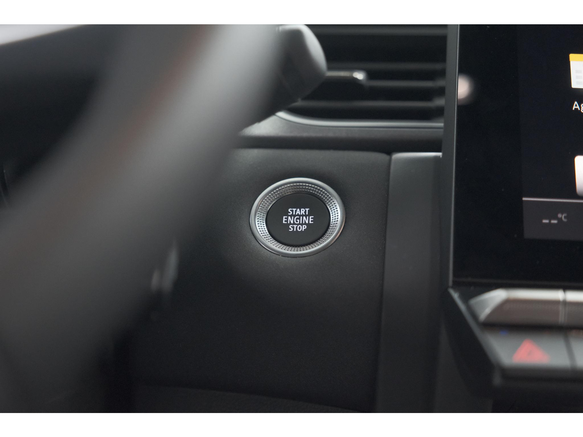 Renault Captur Mild Hybrid 160 EDC Techno | Camera | Navigatie | Apple Carplay | Pack Full Screen