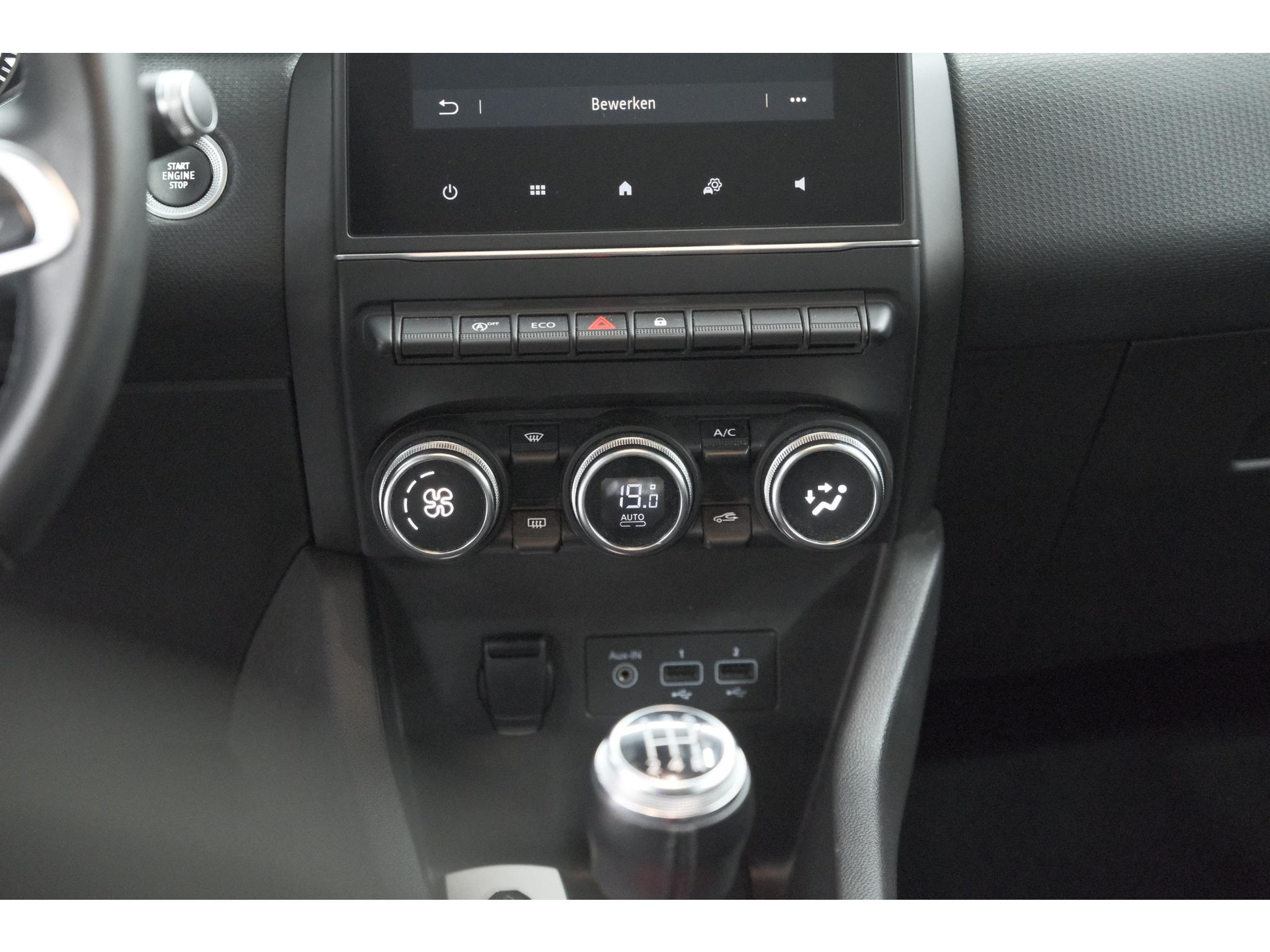 Renault Clio TCe 100 Zen | R.S. Line Pack | Allseason Banden | Apple Carplay | Parkeersensoren