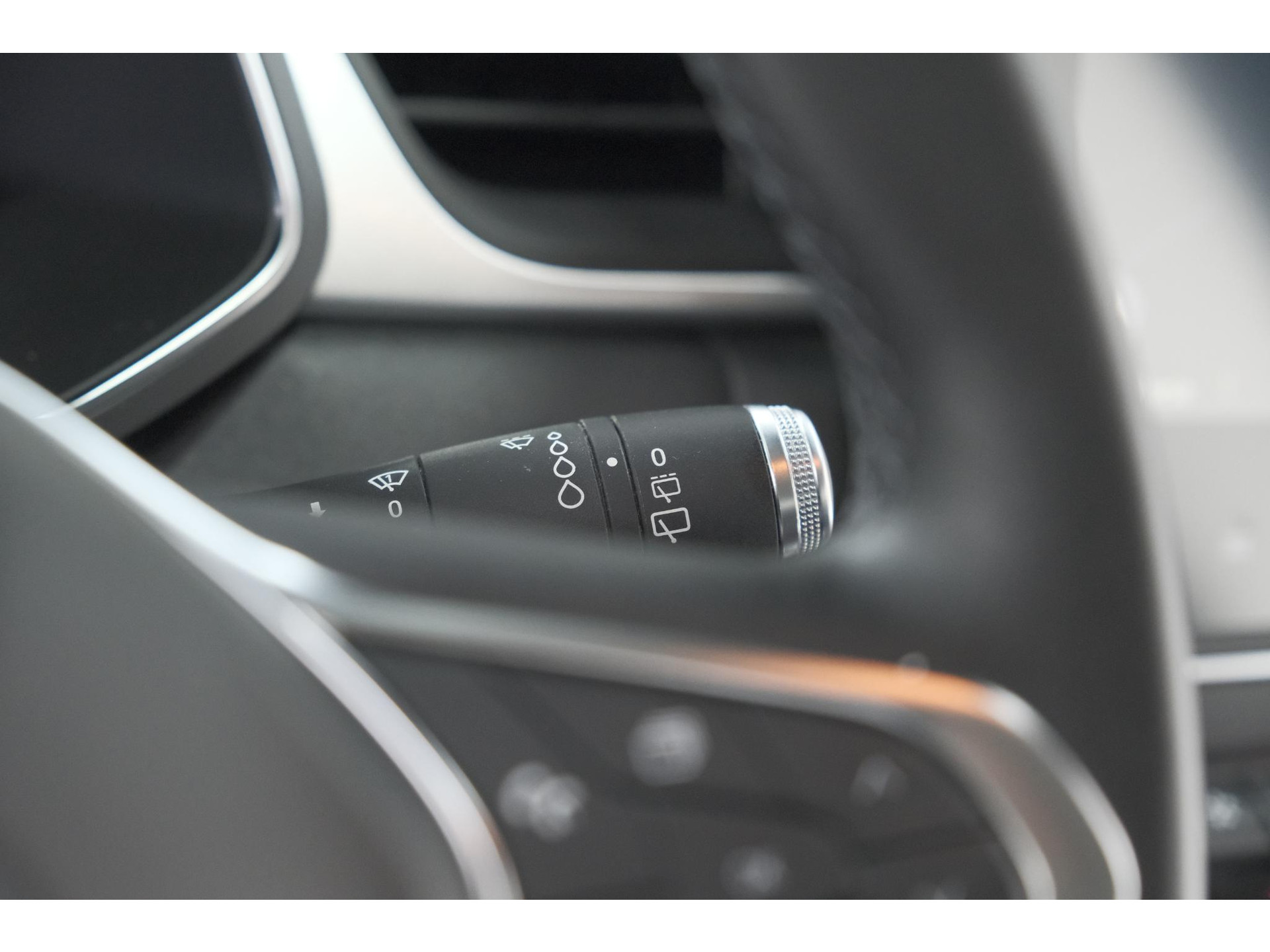 Renault Captur 1.6 E-Tech Plug-in Hybrid 160 Business | Parkeersensoren | Apple Carplay | Navigatie | Climate Control