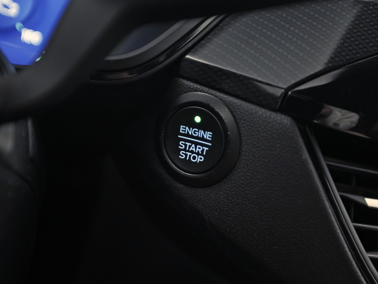 Ford Kuga 2.5 PHEV ST-Line X 225Pk Automaat (VIRTUAL COCKPIT, BANG&OLUFSEN, APPLE CARPLAY, ELEK SPORTSTOELEN, LEDER/ALCANTARA, CAMERA, ELEK ACHTERKLEP, KEYLESS, NIEUWSTAAT)