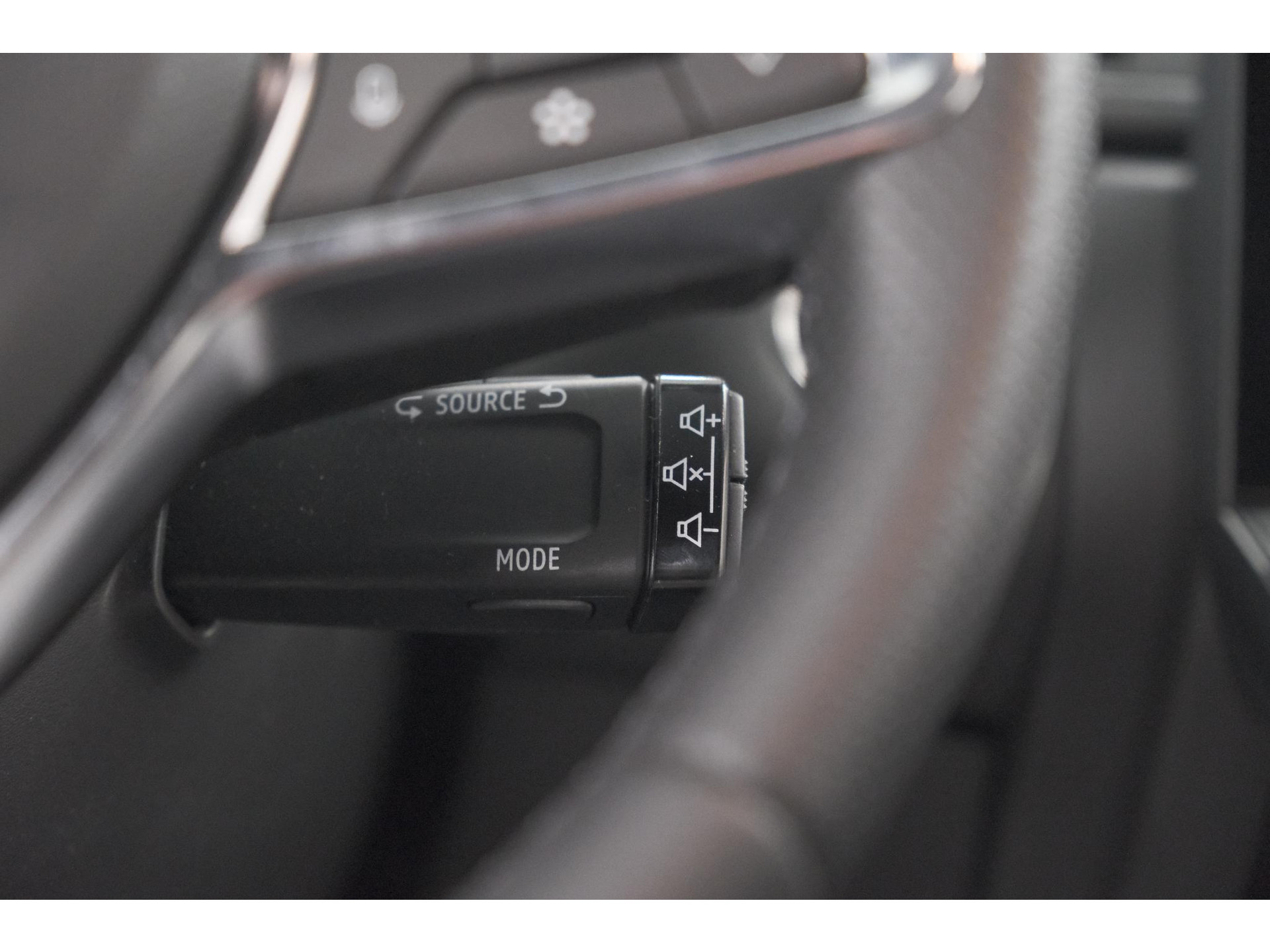 Renault Captur 1.8 E-Tech Full Hybrid 160 Techno | Camera | Adaptieve Cruise Control | Navigatie