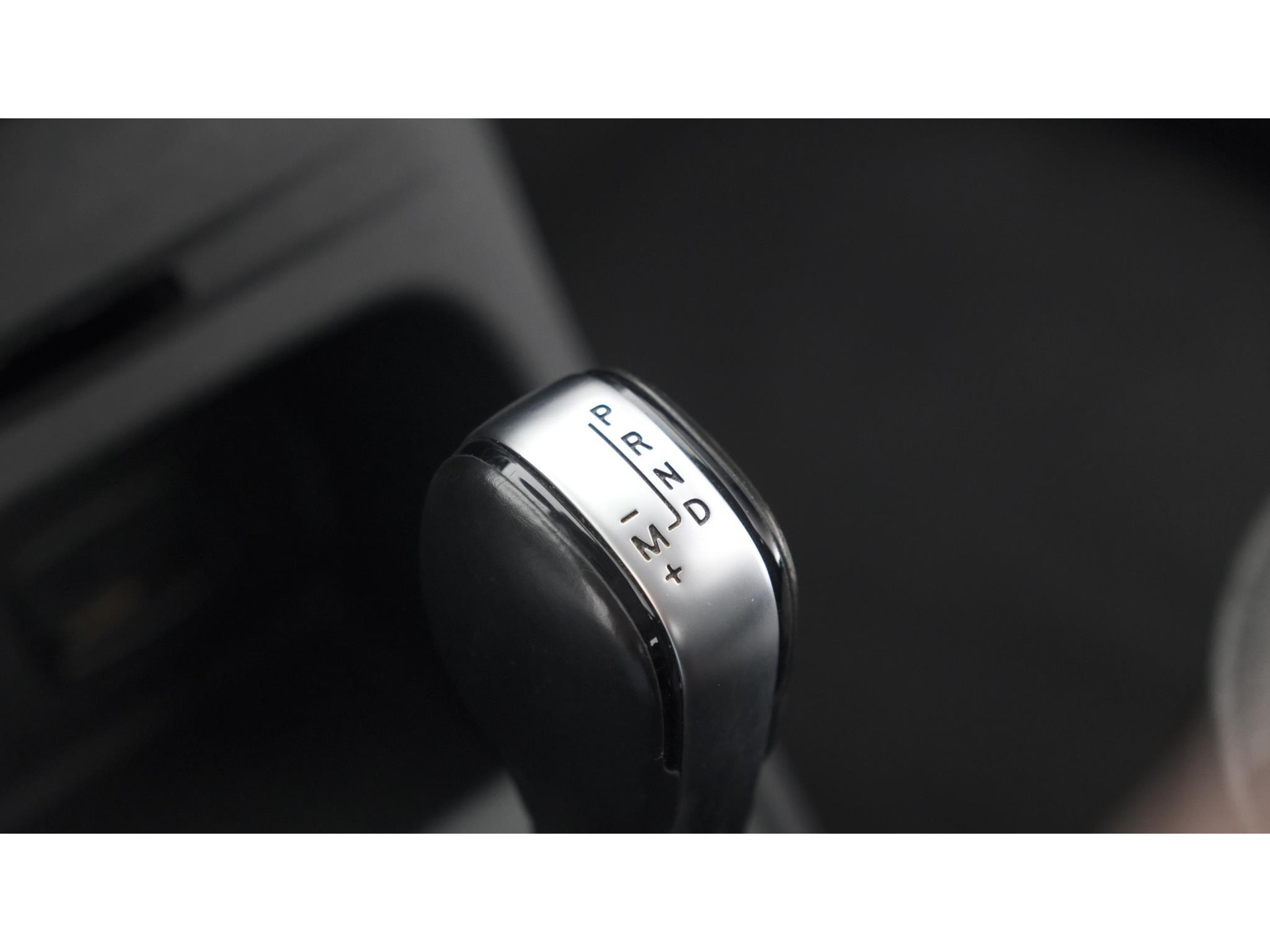 Renault Captur 1.3 TCe Intens | Trekhaak afneembaar | Navigatie | Parkeersensoren