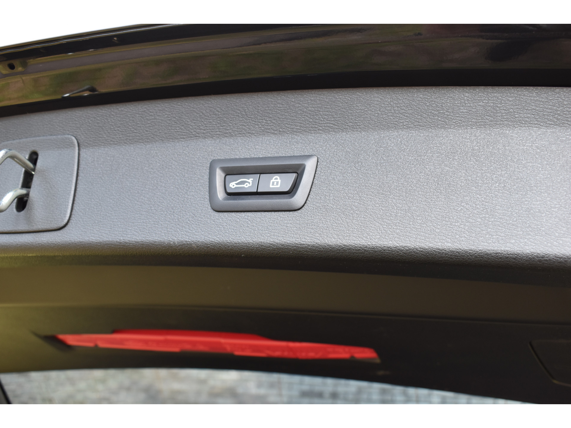 BMW X1 sDrive18i M-Pakket Carplay/Navi Panoradak Automaat Led Stoelverwarming
