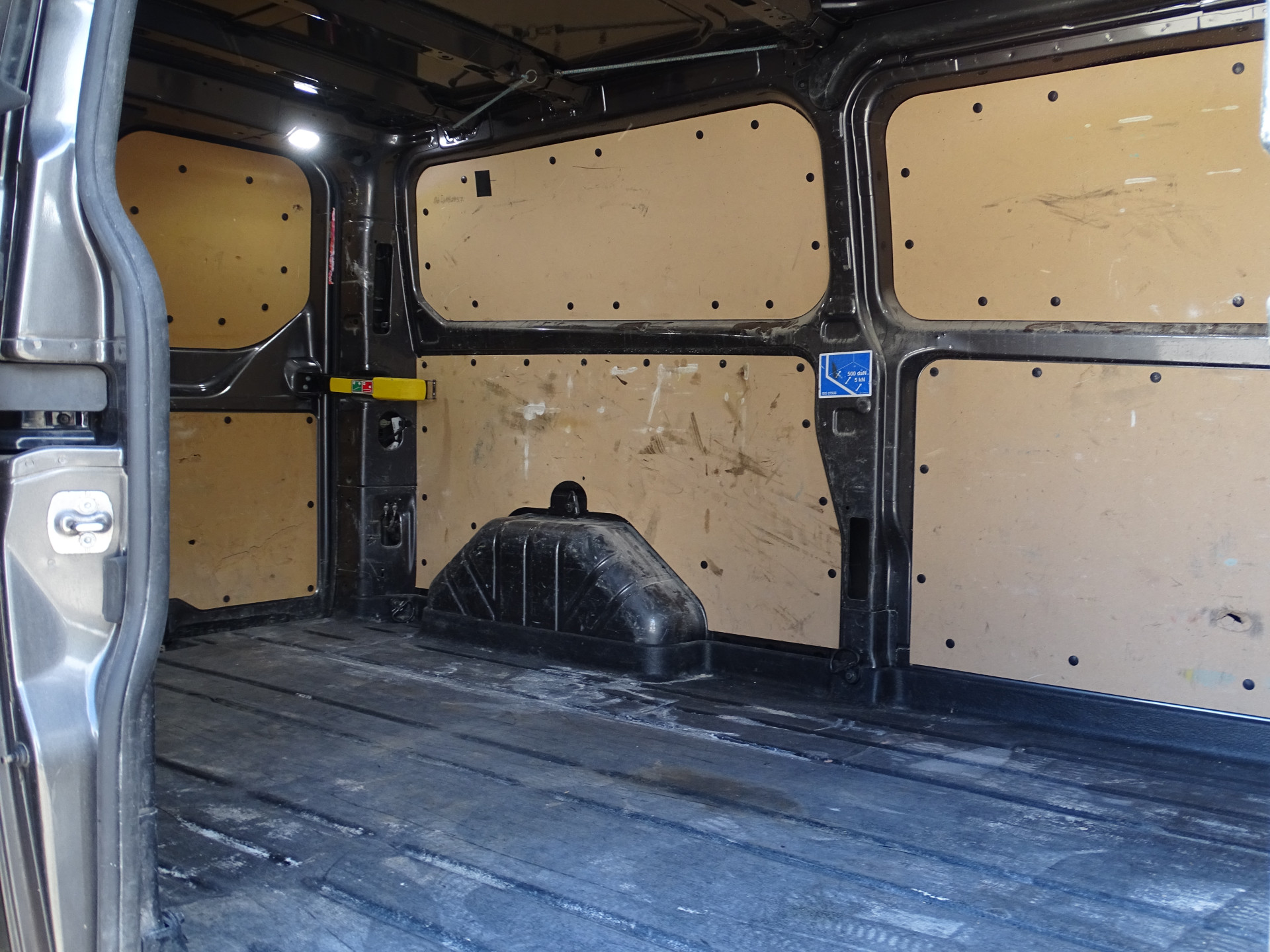Ford Transit Custom 2.0 TDCI 177 pk L2H1 Limited