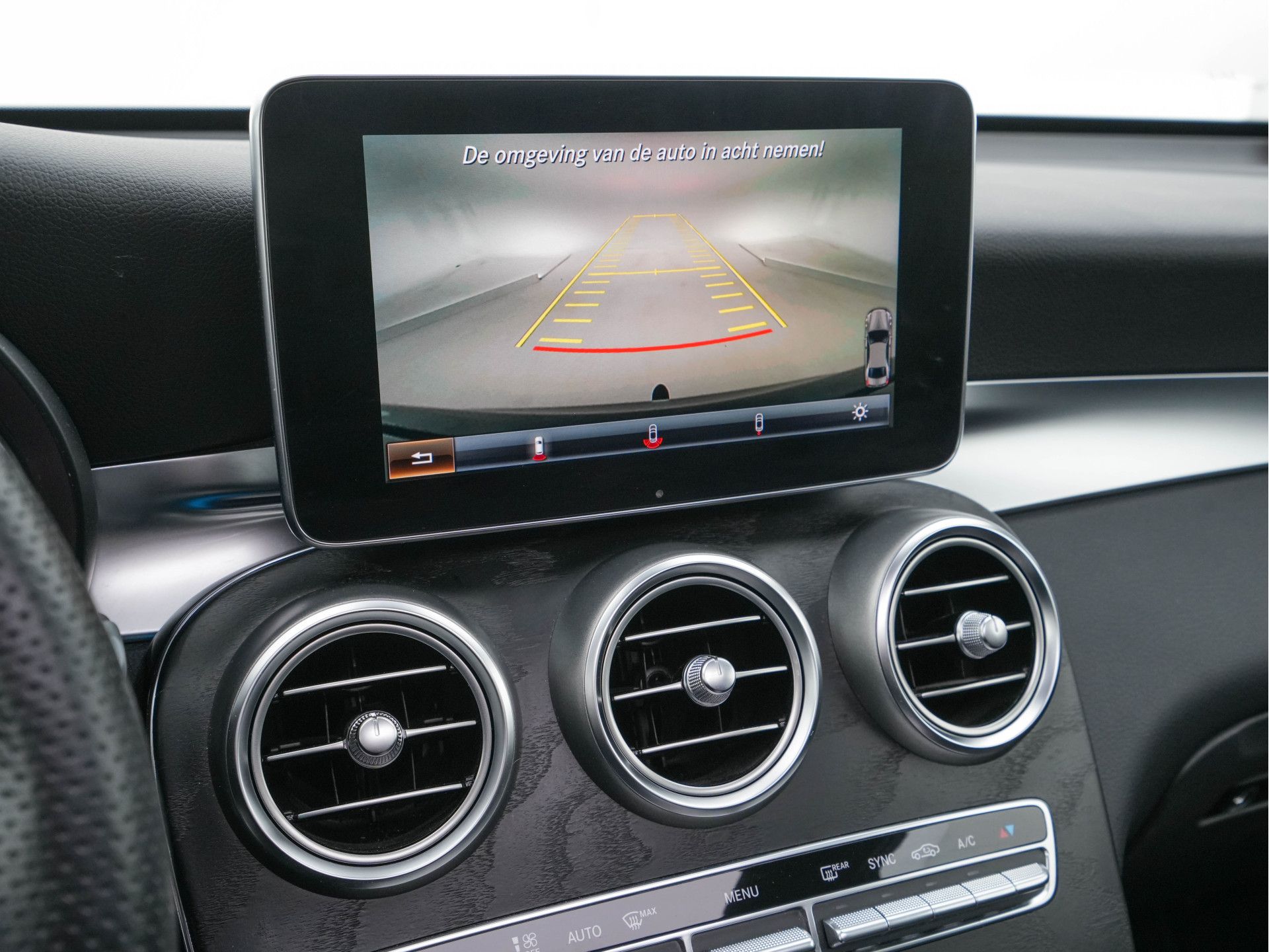 Mercedes-Benz GLC-klasse Coupé 350 d 4Matic AMG-Sportpack Premium Plus Aut. *PANO | LEATHER | FULL-LED |  NAVI-FULLMAP | ECC | CAMERA | PDC | SHIFT-PADDLES | CRUISE | AMBIENT-LIGHT | TOWBAR | HEATED-SPORTSEATS | PRIVACY-GLASS | 20"ALU*