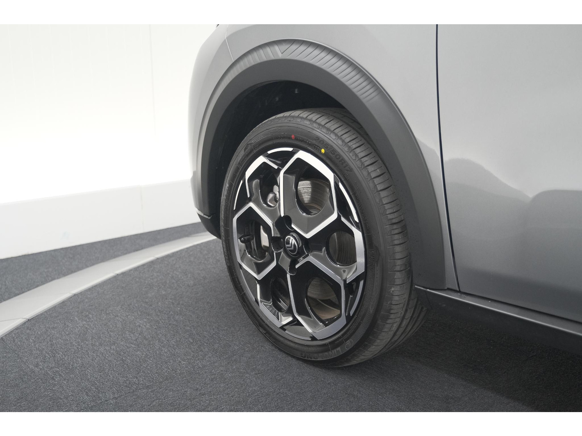 Citroen Ë-C3 Max 113pk 44 kWh | 7 KW Laadfunctie | Camera | Navigatie | Apple Carplay | Parkeersensoren