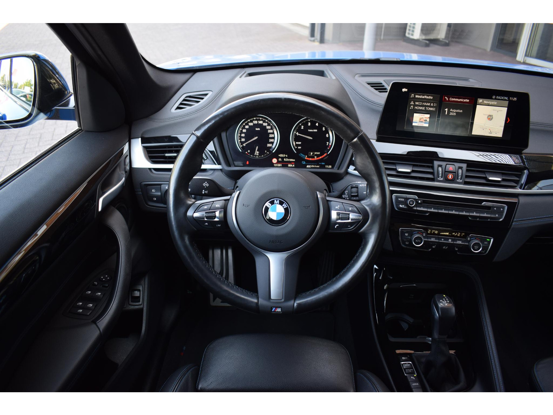 BMW X1 xDrive25e eDrive Edition | M-Sport | Trekhaak | Pano | CarPlay