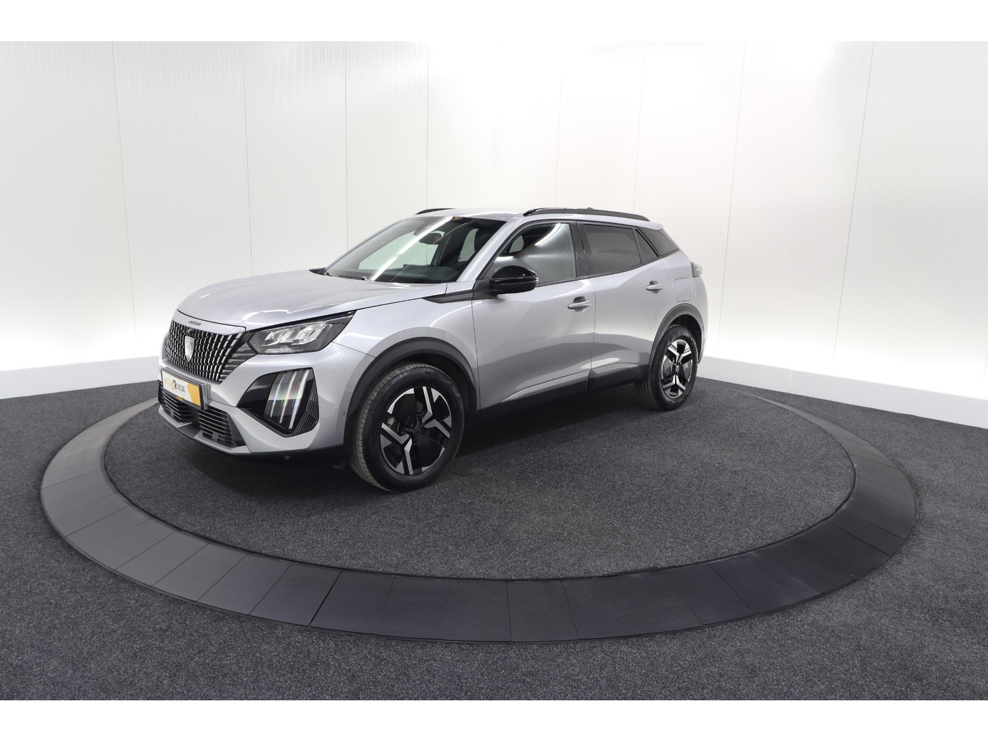 Peugeot 2008 Hybrid 136 e-DCS6 Allure | 360 Camera | Adaptieve Cruise Control | Dodehoekdetectie | Navigatie