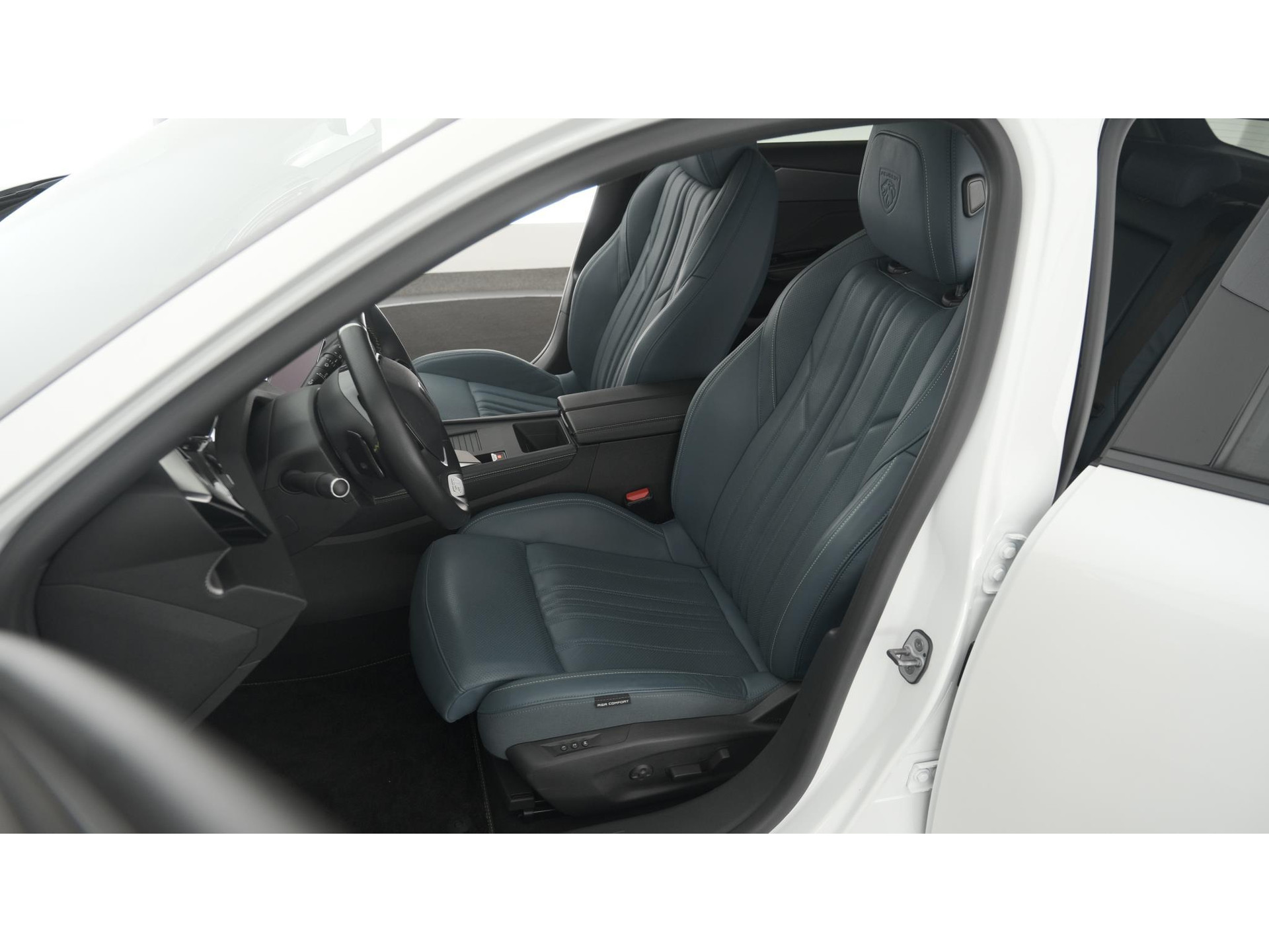 Peugeot 308 PureTech 130 GT Pack Business | Camera | Dodehoekdetectie | Apple Carplay