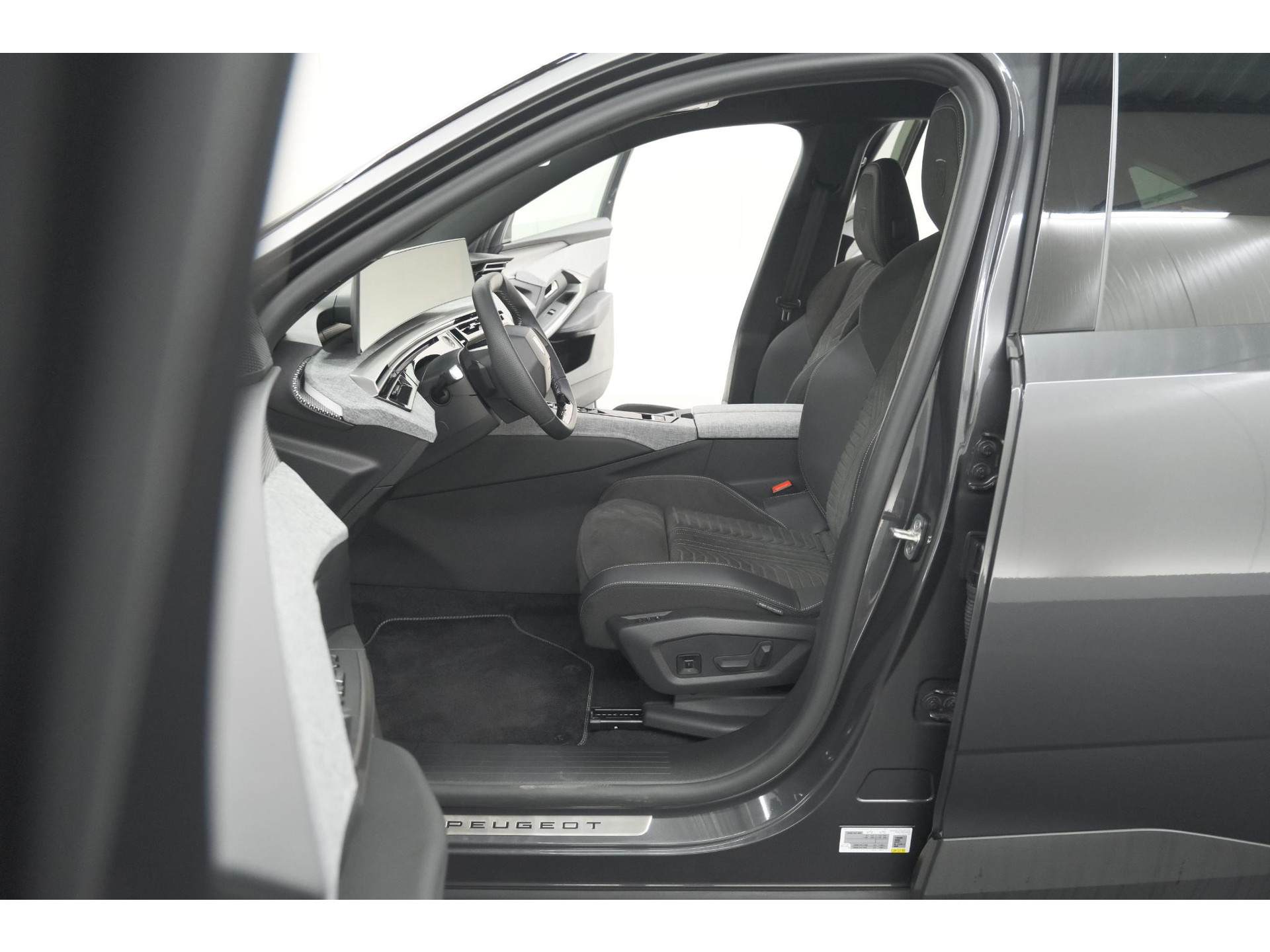 Peugeot 3008 1.2 Hybrid 136 GT | 360 Camera | Adaptieve Cruise Control | Stoelen Pakket | Elektrische Kofferklep