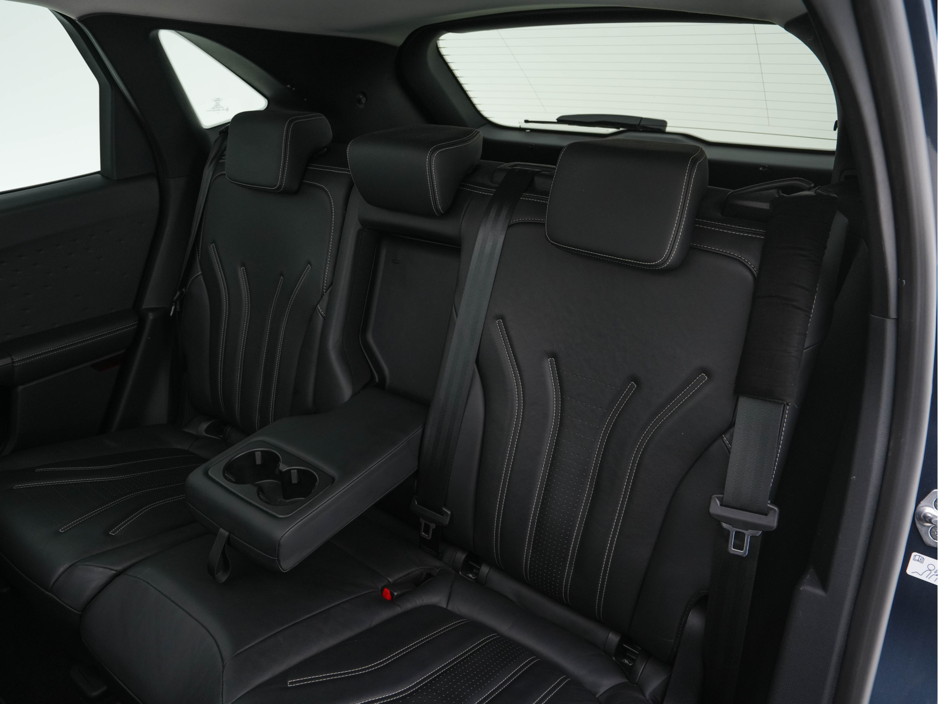 Ford Kuga 2.5 PHEV Vignale (Plug-In) (INCL-BTW) Aut. *PANO | LEATHER | DIGI-COCKPIT | FULL-LED | BANG/OLUFSEN-AUDIO |  HEAD-UP | KEYLESS | DAB | CARPLAY | NAVI-FULLMAP | MEMORY-PACK | HEATED-COMFORTSEATS | LANE-ASSIST | .