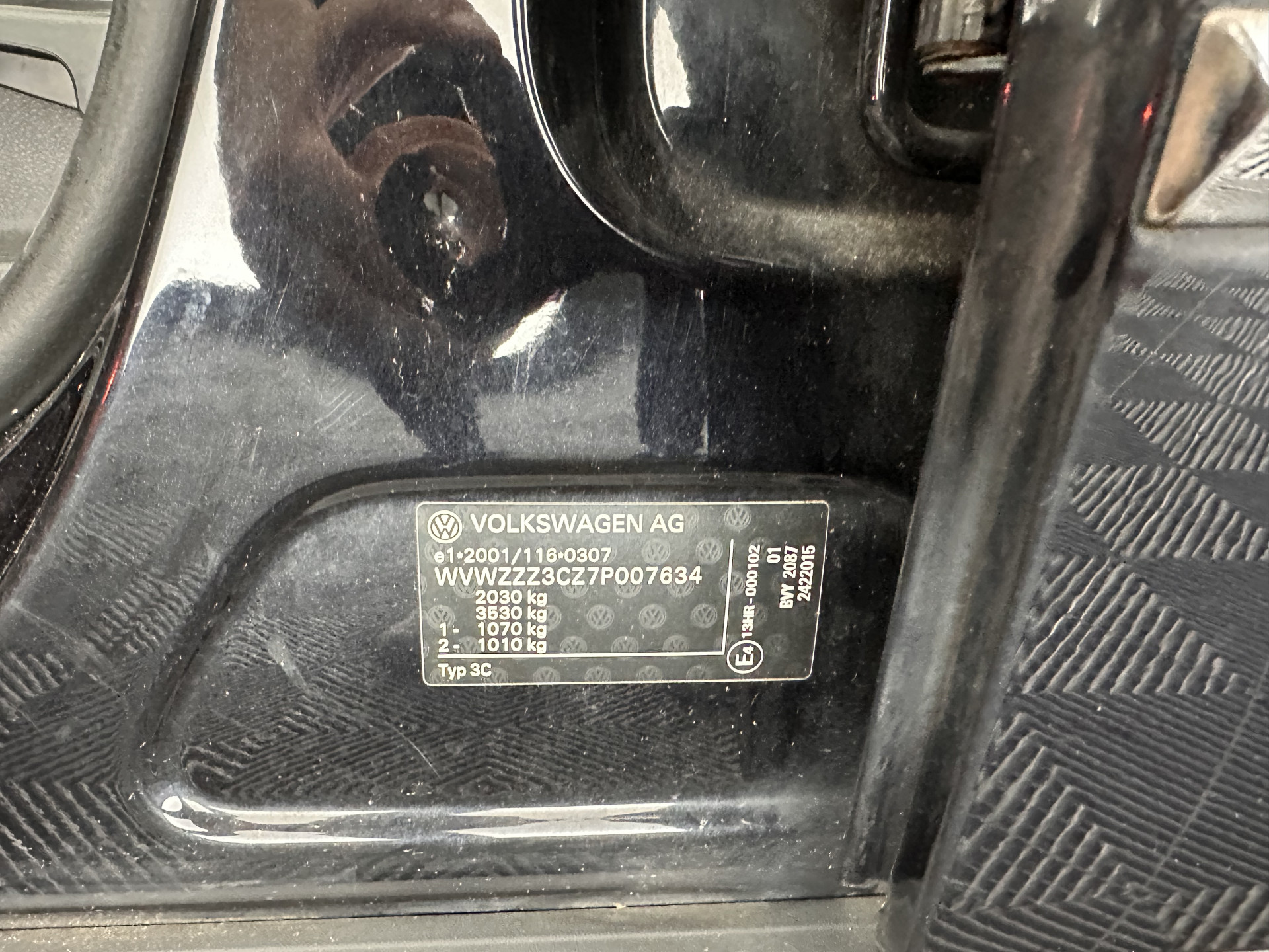 Volkswagen Passat 2.0 FSI Highline Aut. *NAVI-FULLMAP | LEATHER-ALCANTARA | SPORT-SEATS | ECC | HEATED-SEATS | PDC | CRUISE*