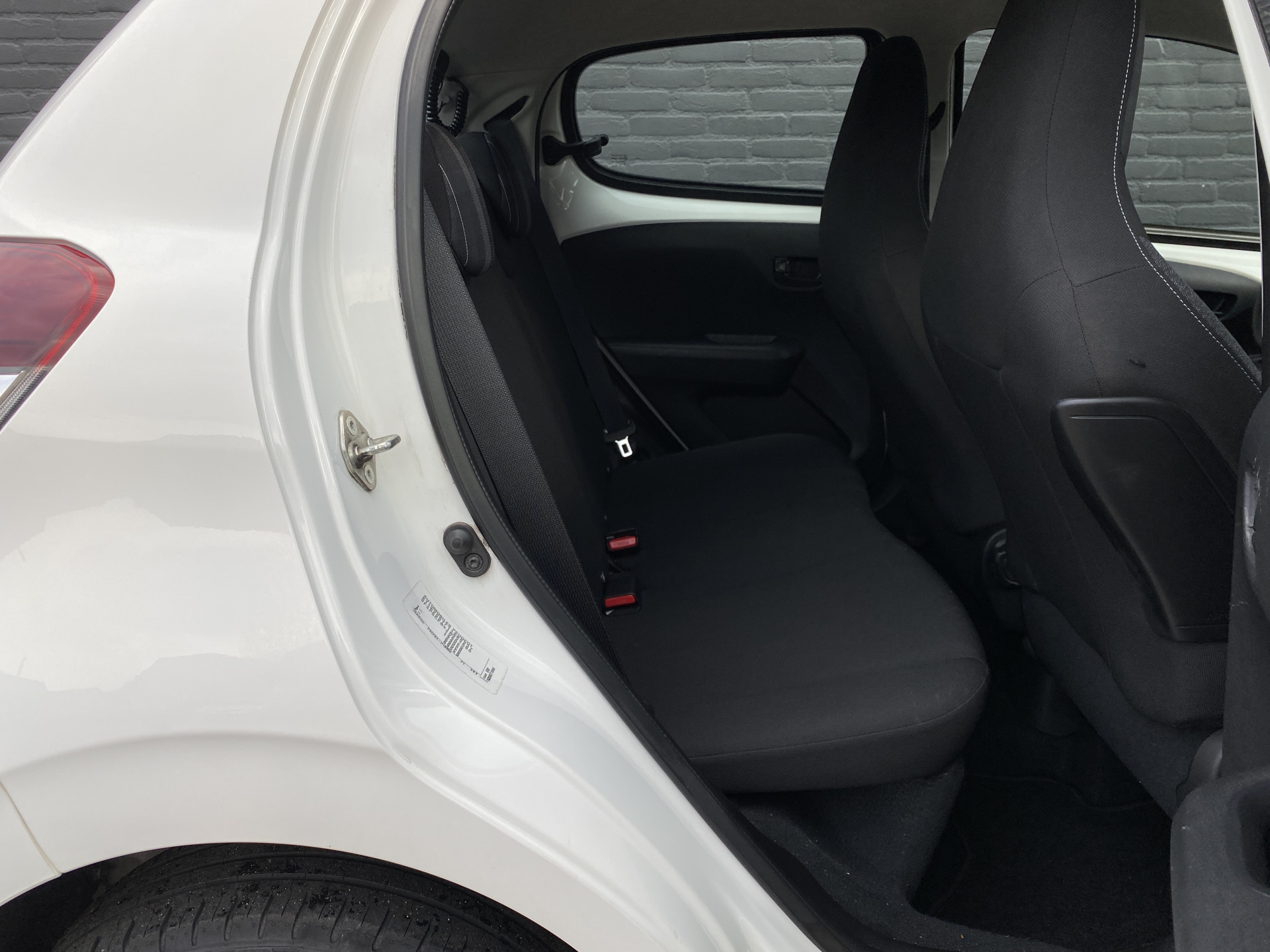 Peugeot 108 1.0 e-VTi Active TOP! | airco | bluetooth | led verlichting | elektrisch pakket | BTW auto