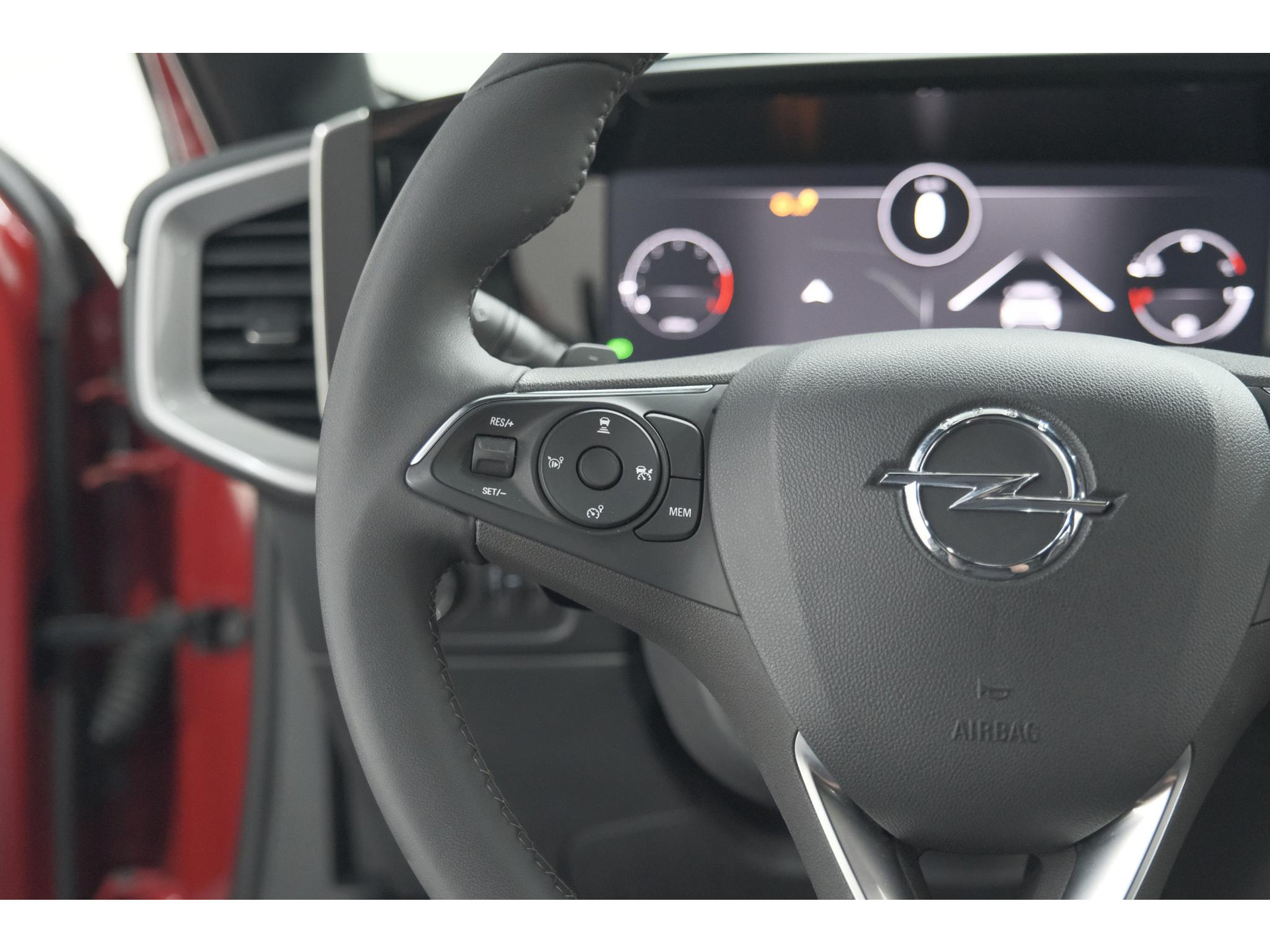 Opel Mokka 130 Turbo EAT8 Ultimate | Camera | Dodehoekdetectie | Massage | Adaptieve Cruise Control