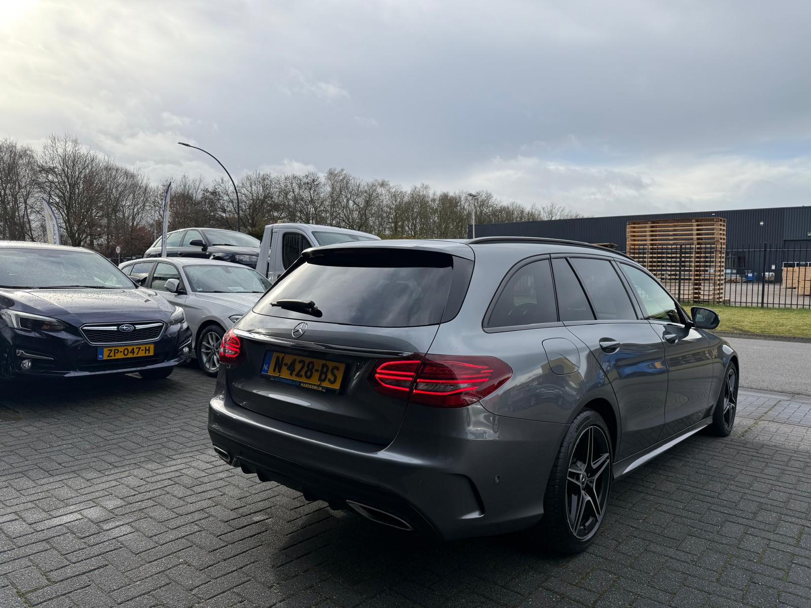 Mercedes-Benz C-klasse Estate 180 Business Solution AMG | 1E EIGENAAR | 3/6/12MND GARANTIE | DAB | LED | AUTOMAAT | LEDER | CRUISE | SFEERVERLICHTING |