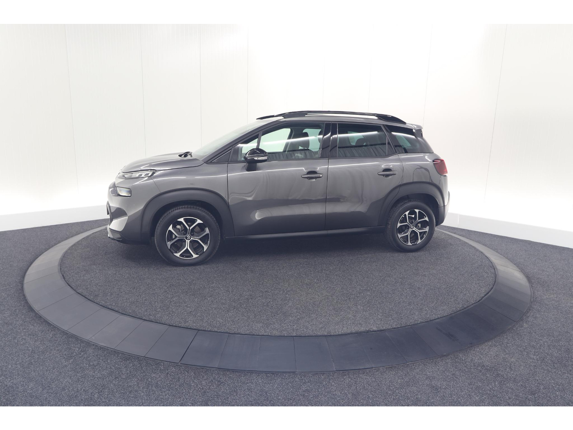 Citroen C3 Aircross PureTech 110 Feel | Parkeersensoren | Navigatie | Apple Carplay
