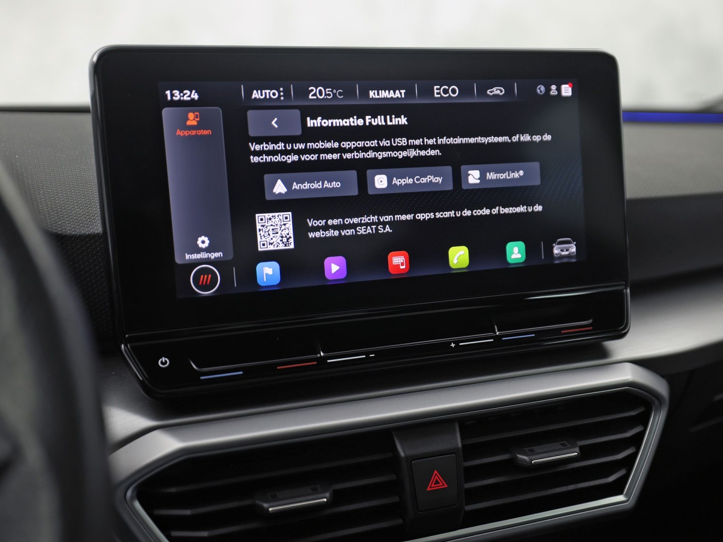 SEAT Leon 1.4 TSI eHybrid PHEV FR 204Pk Automaat (PANORAMADAK, SOH 97,5%, APPLE CARPLAY, MEMORY SEAT, LEDER/ALCANTARA, CAMERA, GETINT GLAS, KEYLESS, ADAPTIVE CRUISE, ZWART HEMEL, NIEUWSTAAT)