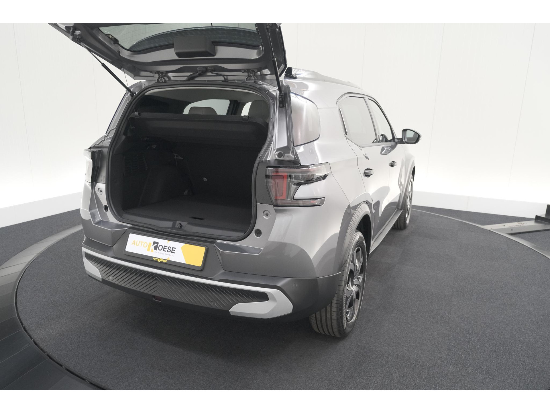 Citroen Ë-C3 Aircross Plus 113pk Extended Range 54 kWh | 11 KW Lader | Camera | Apple CarPlay | Parkeersensoren