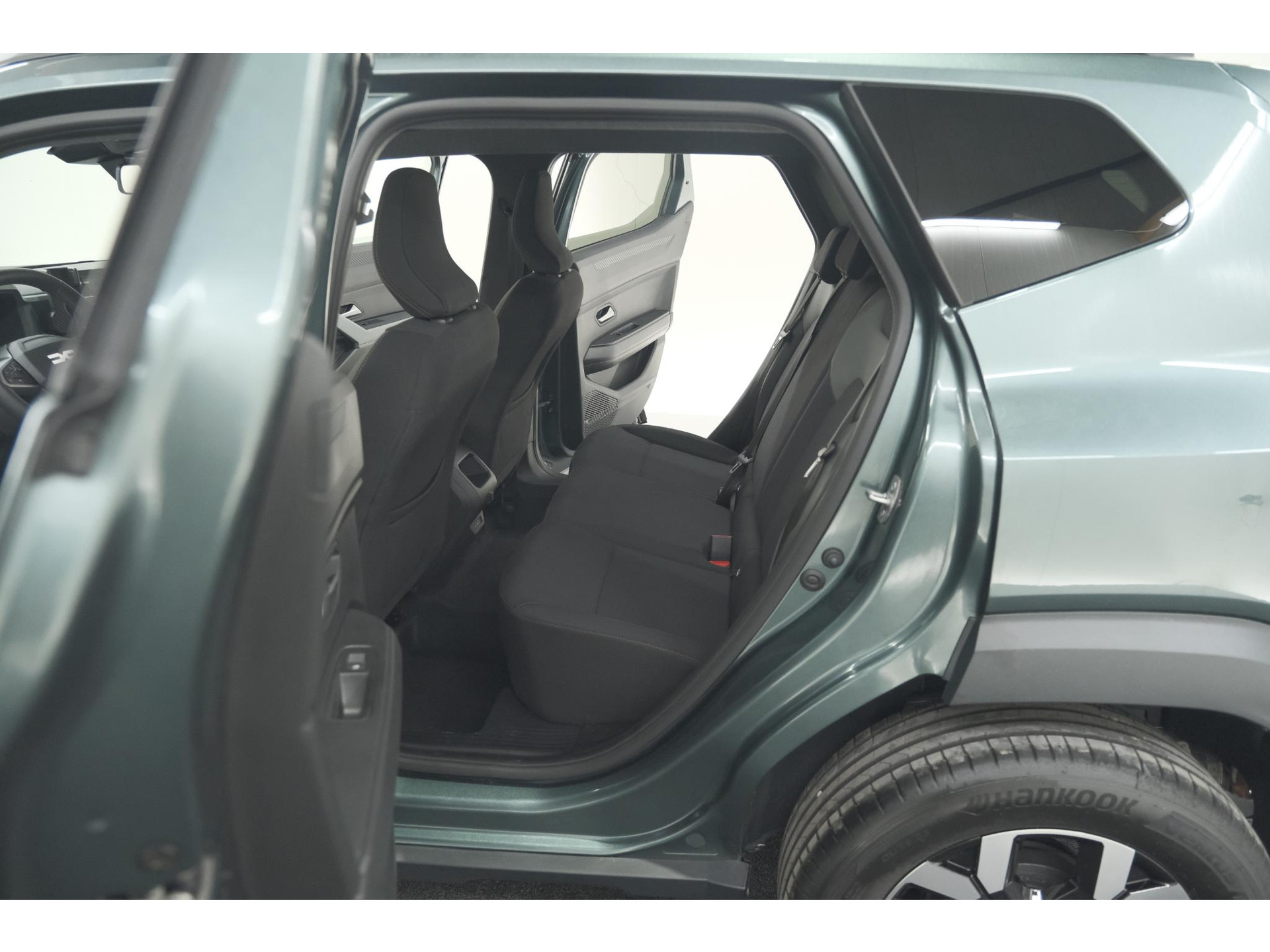 Dacia Duster Mild Hybrid 130 Extreme | Camera | Apple Carplay | Parkeersensoren | Stuurwielverwarming