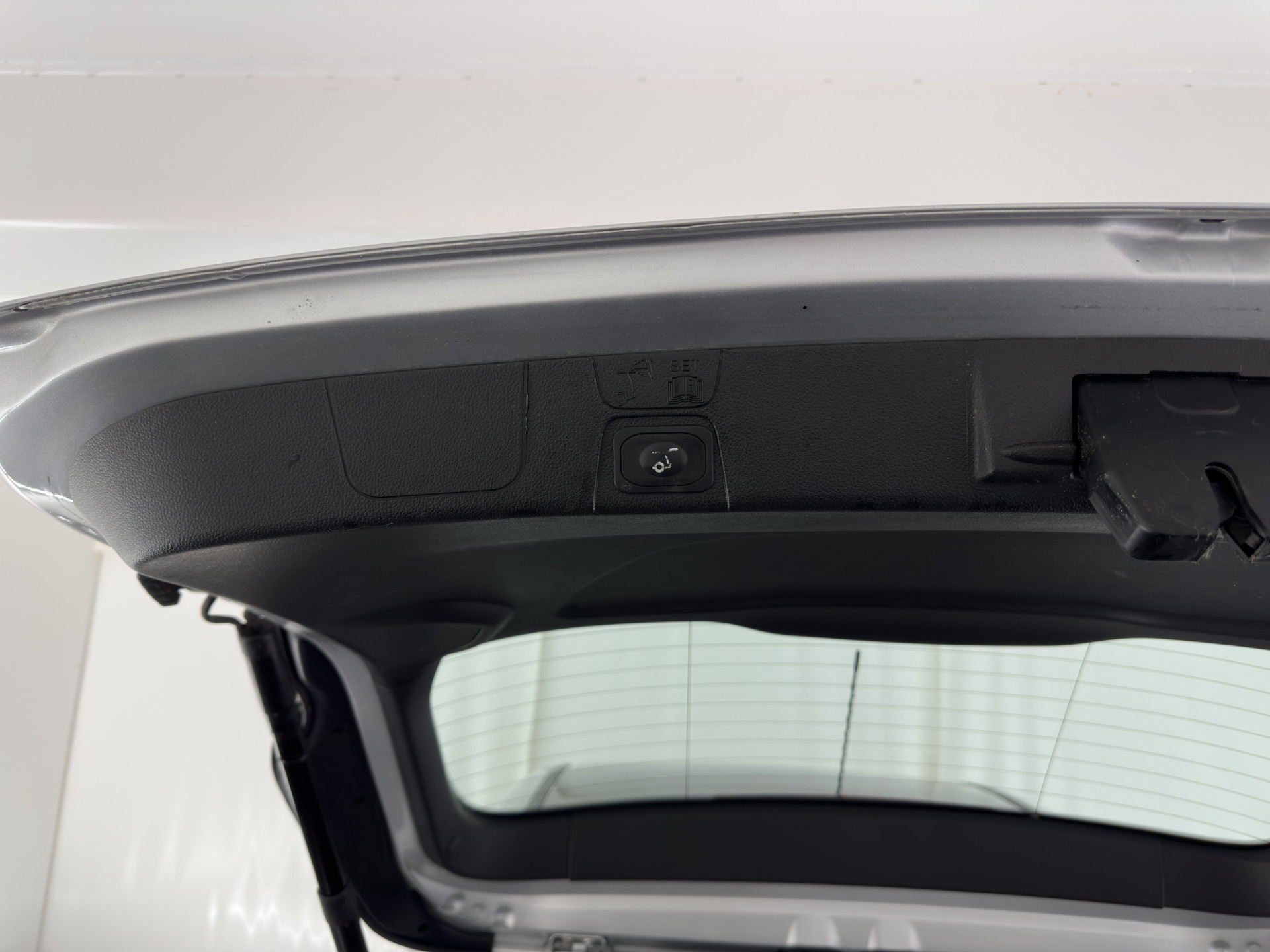 Ford C-Max 2.0 Plug-in Hybrid Titanium Plus (⚠️) Aut. *PANO | LEATHER | NAVI-FULLMAP | KEYLESS | CAMERA | COMFORT-SEATS | ECC | PDC | 17"ALU*