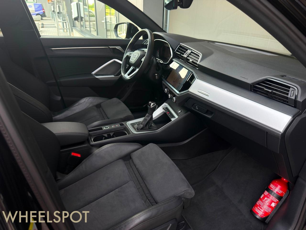 Audi Q3 Sportback 35 TFSI S-line|Pano|Camera|20inch|Trekhaak
