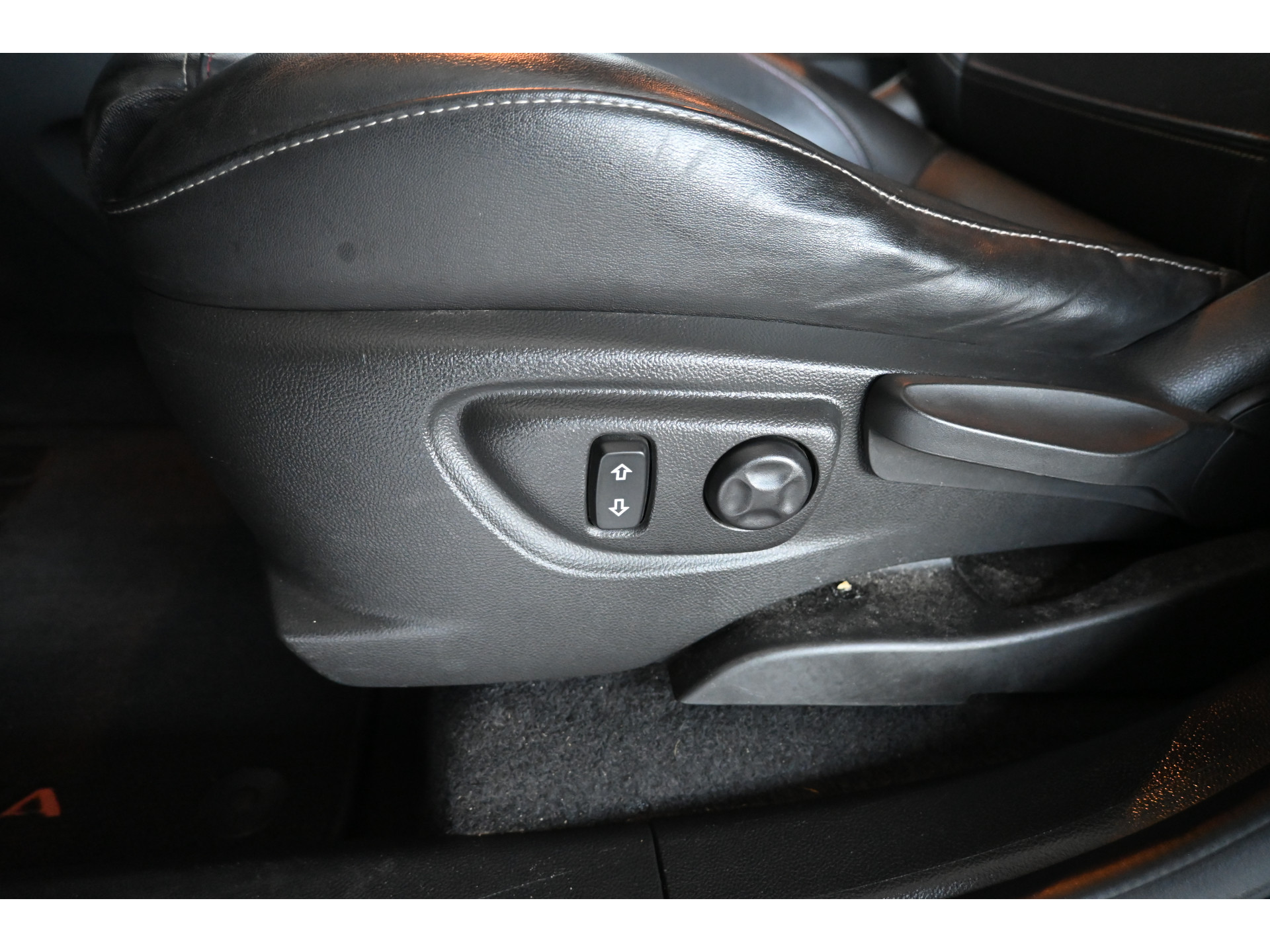 Opel Mokka 1.4 T Cosmo Clima Navigatie Schuifdak Leder 100% Onderhouden! Inruil Mogelijk!