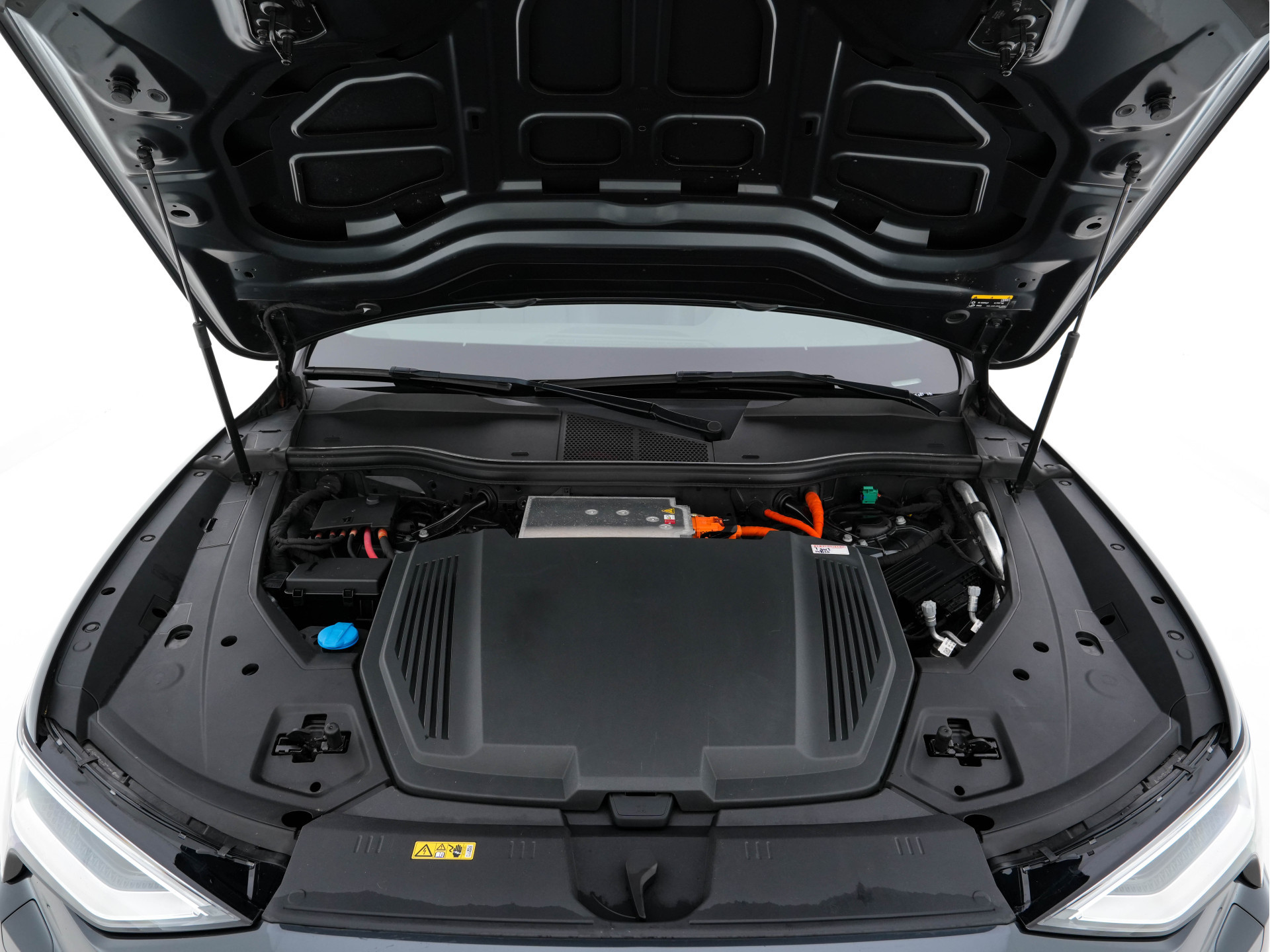 Audi e-tron 50 Quattro Advanced Launch-Edition-Plus [ 3-Fase ] (INCL-BTW) *PANO | DIGI-COCKPIT | LUXURY-LEATHER | FULL-LED | MEMORY-PACK |  KEYLESS | NAVI-FULLMAP | TOWBAR | SHIFT-PADDLES | COMFORT-SEATS | 20"ALU*