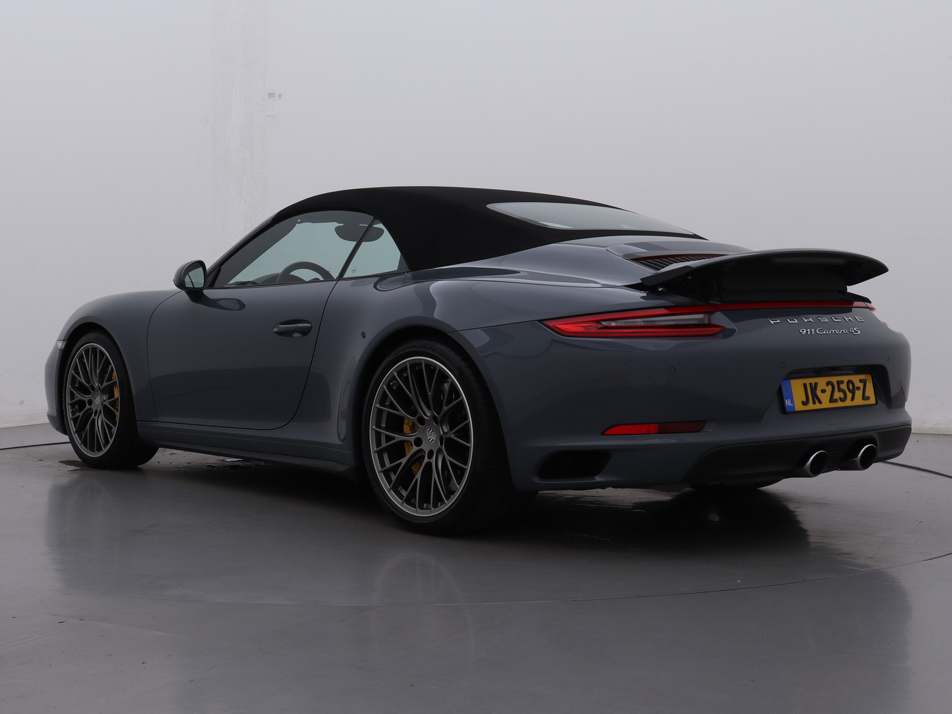 Porsche 911 Cabrio 3.0 Carrera 4S / Origineel NL AUTO/ SPORT CHRONO PLUS 421PK / NEDERLANDSE AUTO