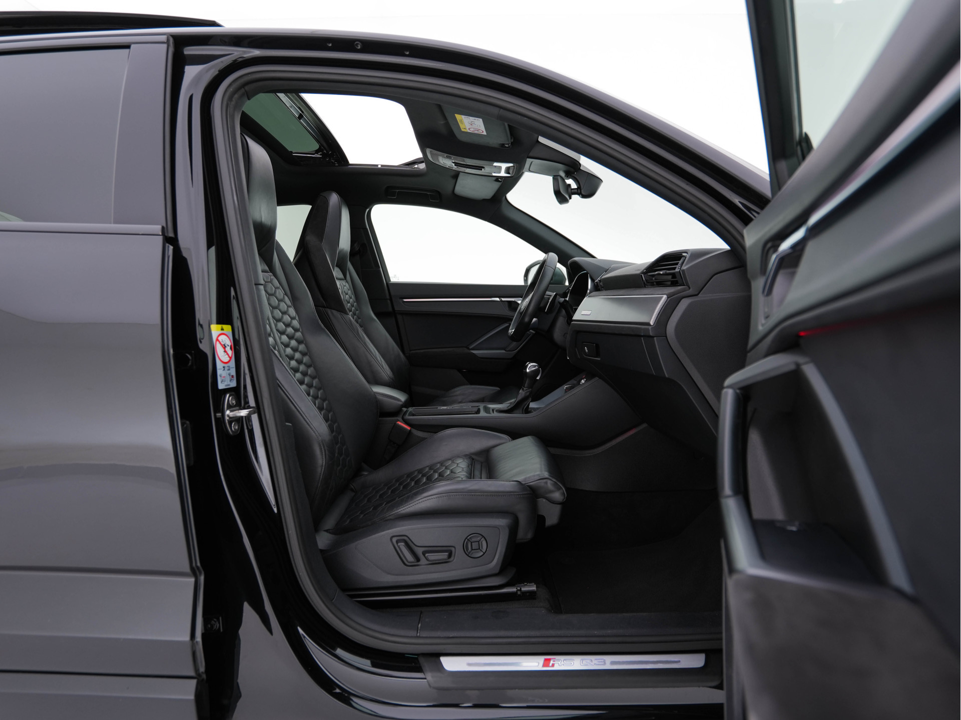 Audi RS Q3 Sportback TFSI Quattro Aut. *PANO | LEATHER | FULL-LED | ADAPTIVE-CRUISE | BANG&OLUFSEN | TOPVIEW | HEATED-SPORTSEATS | DIGI-COCKPIT | PRIVACYGLASS | SHIFTPADDLES | AMBIENTLIGHT | ECC | PDC | 21''ALU*