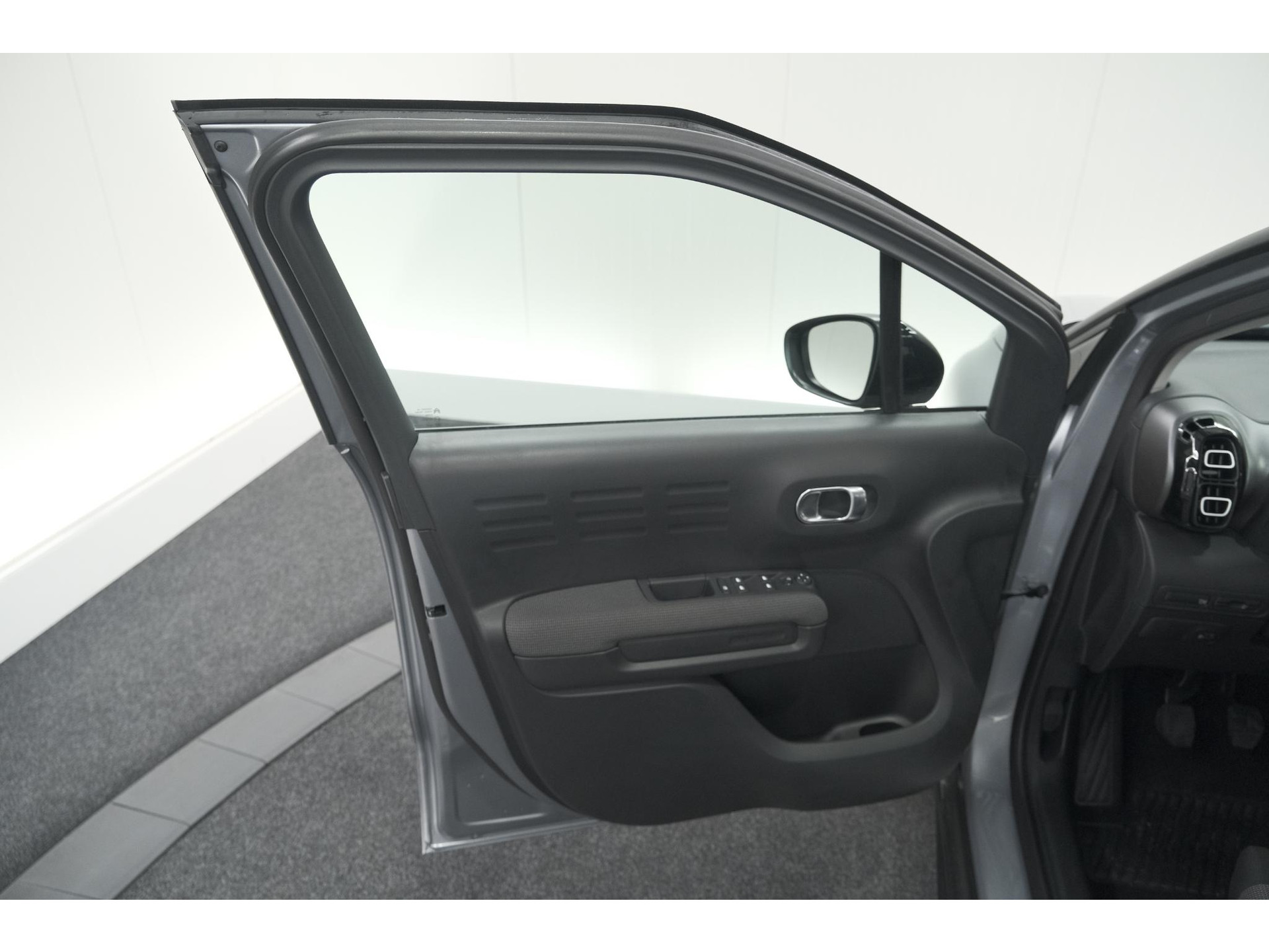 Citroen C3 Aircross PureTech 110 Plus | Parkeersensoren | Navigatie | Apple Carplay | Climate Control