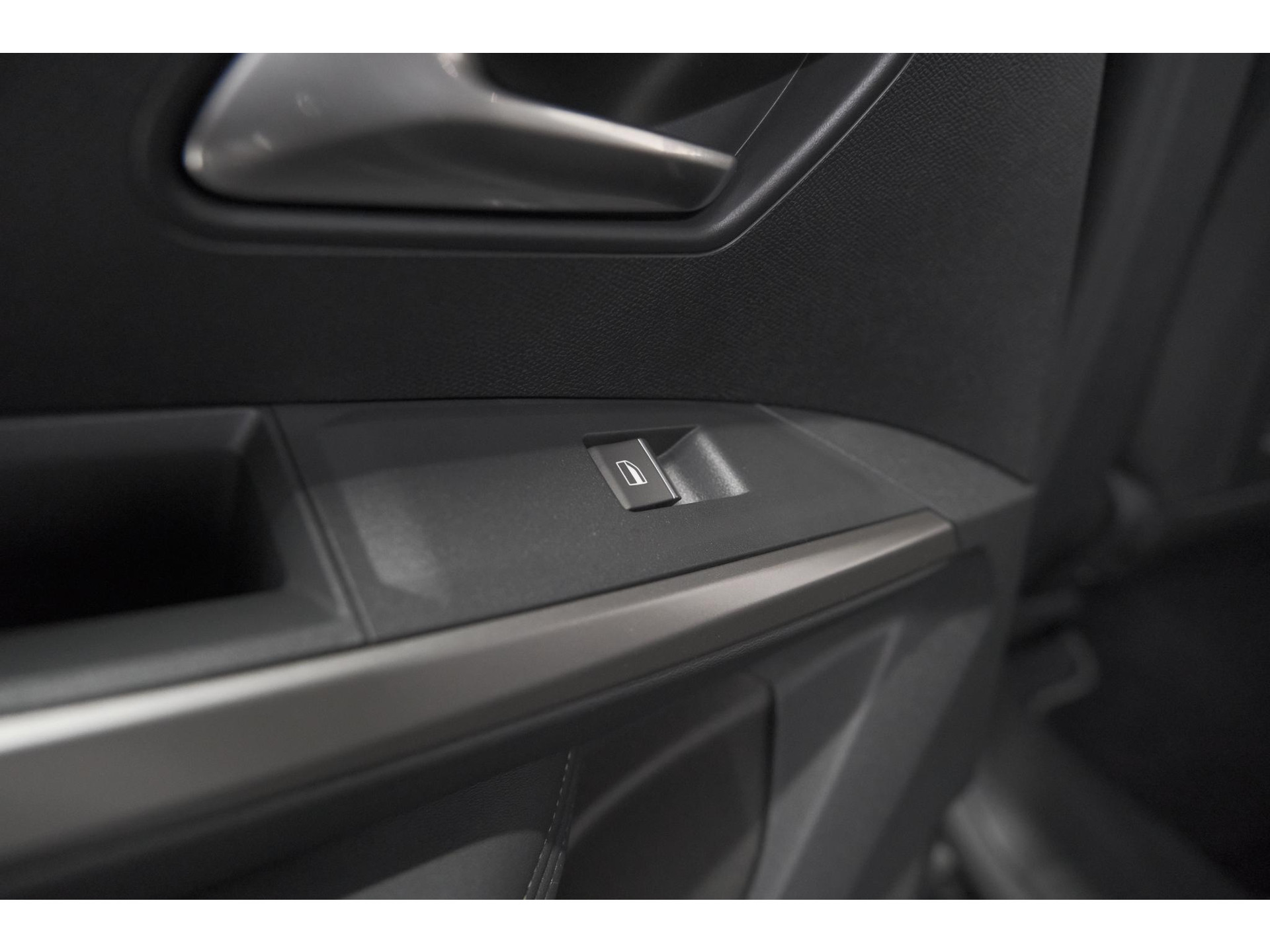 Peugeot 3008 Hybrid 145 e-DCS6 GT | Elektrische Kofferklep | Camera | Adaptieve Cruise Control | Apple CarPlay