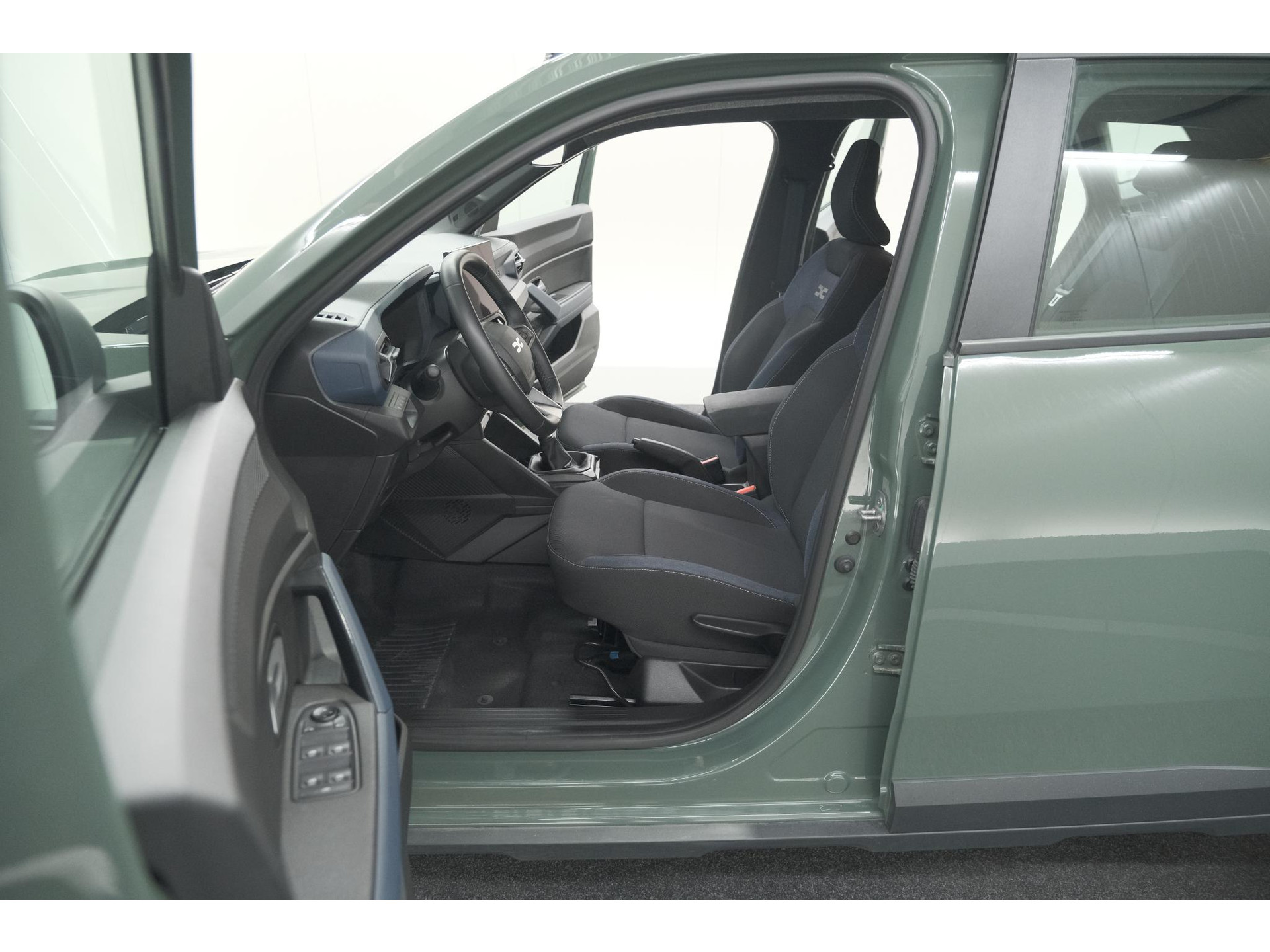 Dacia Duster Mild Hybrid 130 Expression | Camera | Stoelverwarming | Apple Carplay | Navigatie